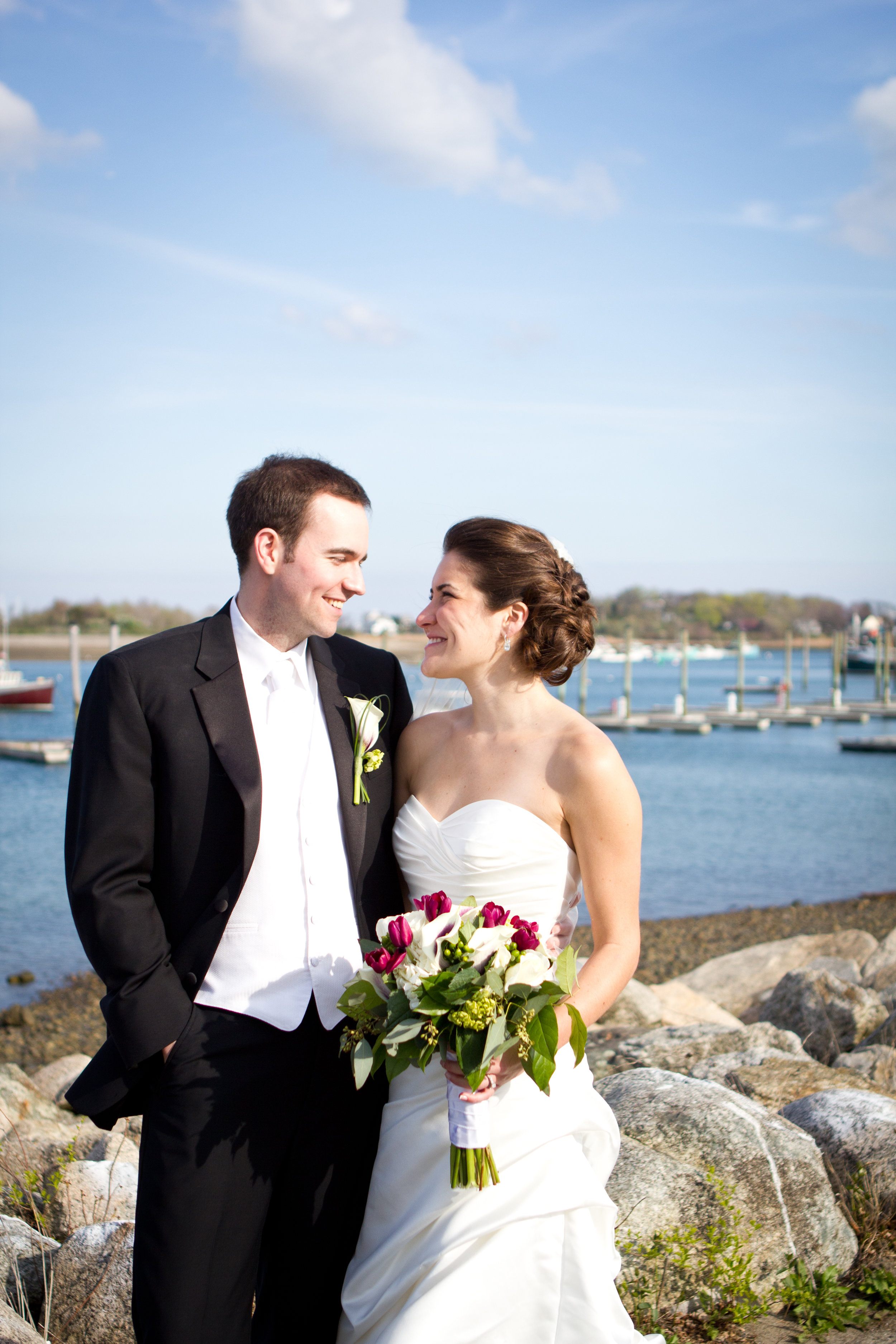 Michelle and Tom Inn at Scituate Harbor Barker Tavern Scituate Massachusetts Wedding Photographer Shannon Sorensen Photography