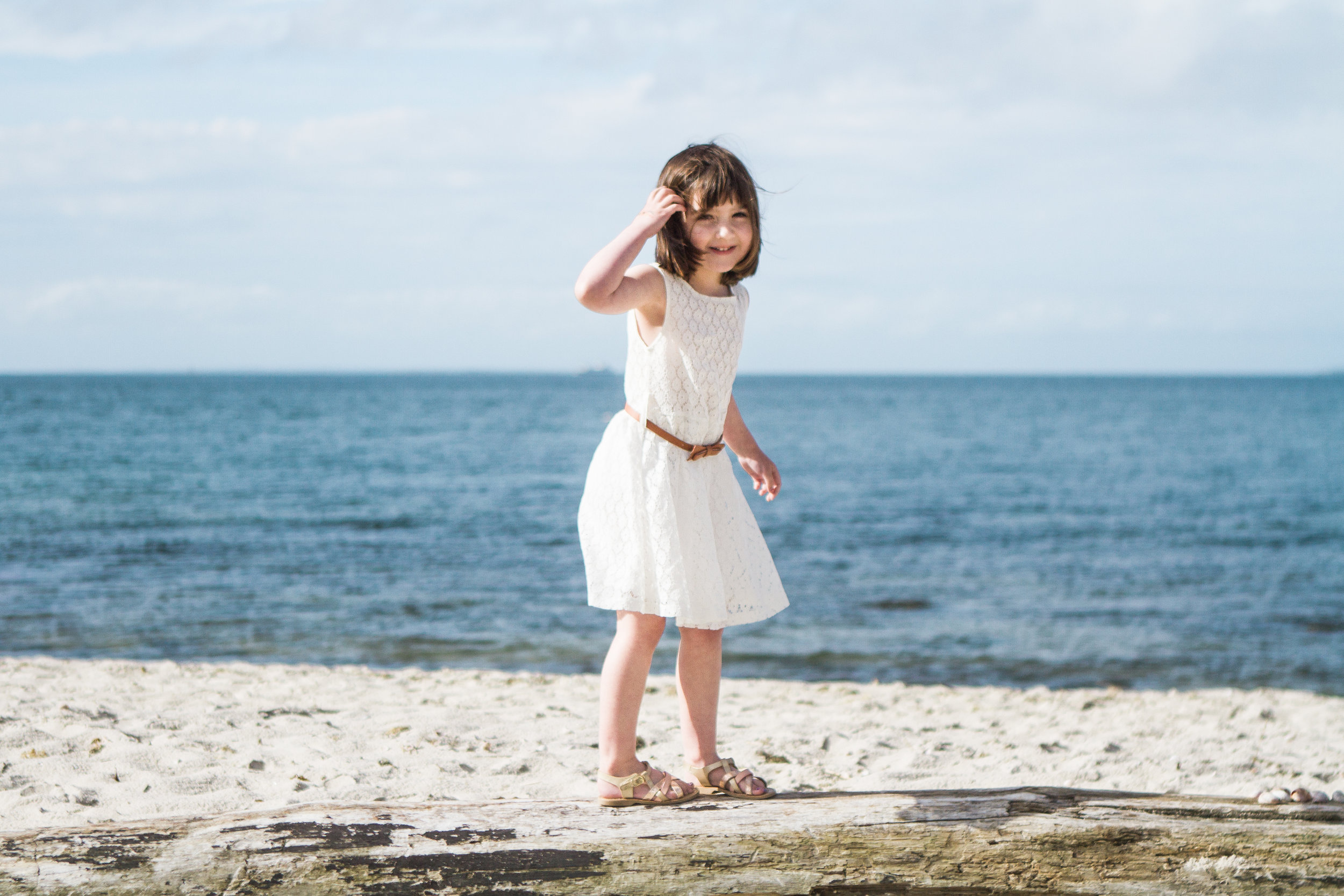 Spring Family Beach Session at Harkness Memorial State Park Waterford Connecticut Shoreline Photographer Shannon Sorensen Photography