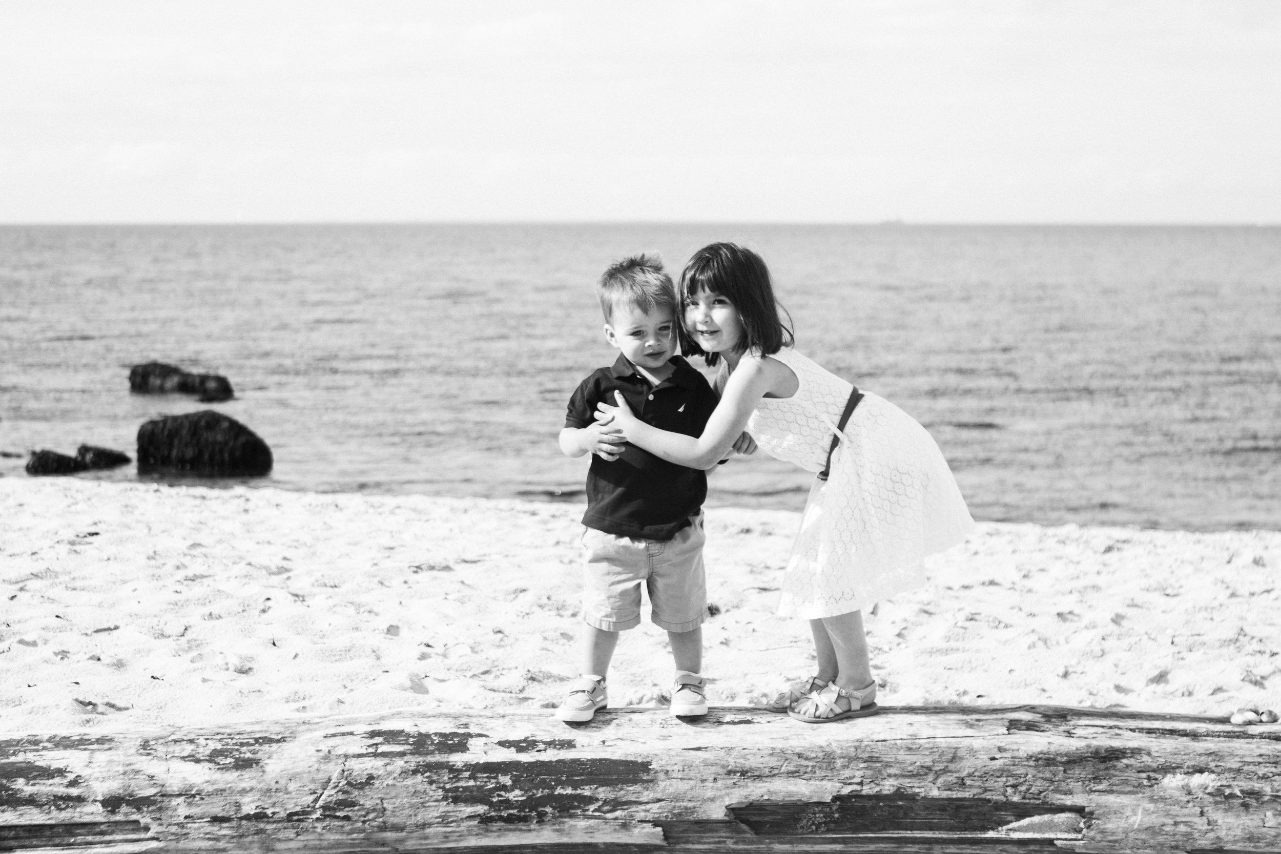 Spring Family Beach Session at Harkness Memorial State Park Waterford Connecticut Shoreline Photographer Shannon Sorensen Photography