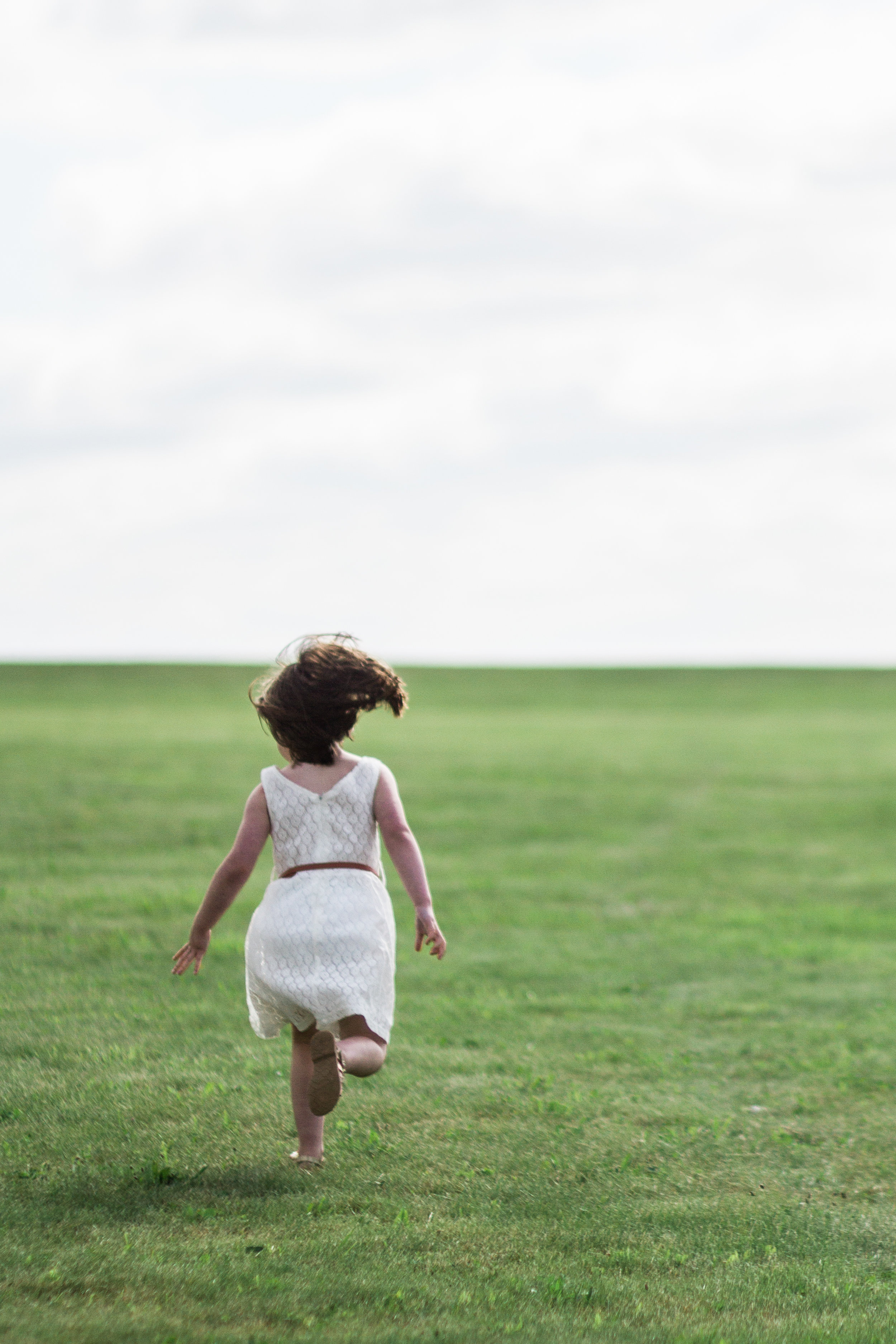 Spring Family Beach Session at Harkness Memorial State Park Waterford Connecticut Shoreline Photographer Shannon Sorensen Photography