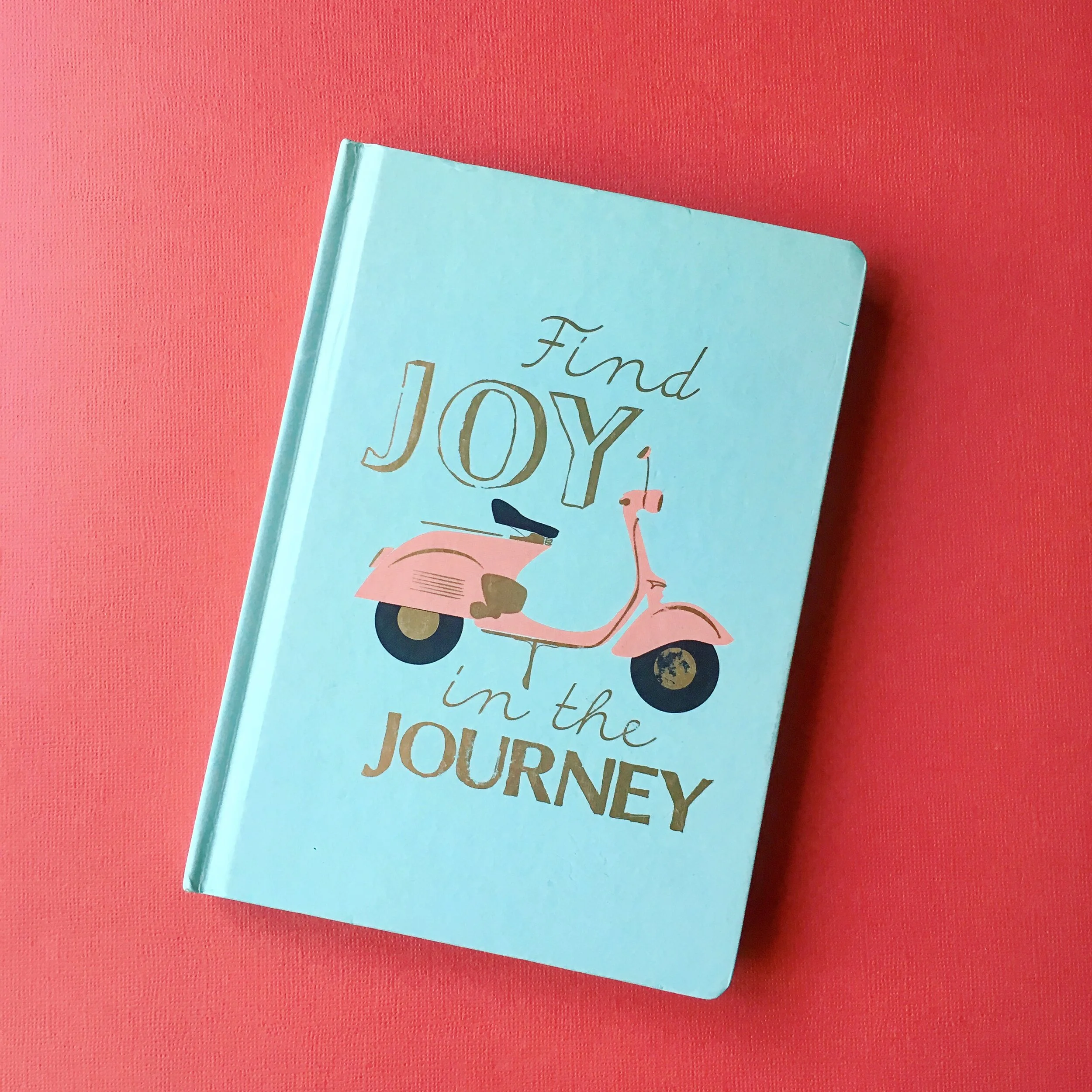 The Creative Happy Life Podcast Episode 3 :: Making Time and Space for Creativity with a Five Minute Morning Ritual