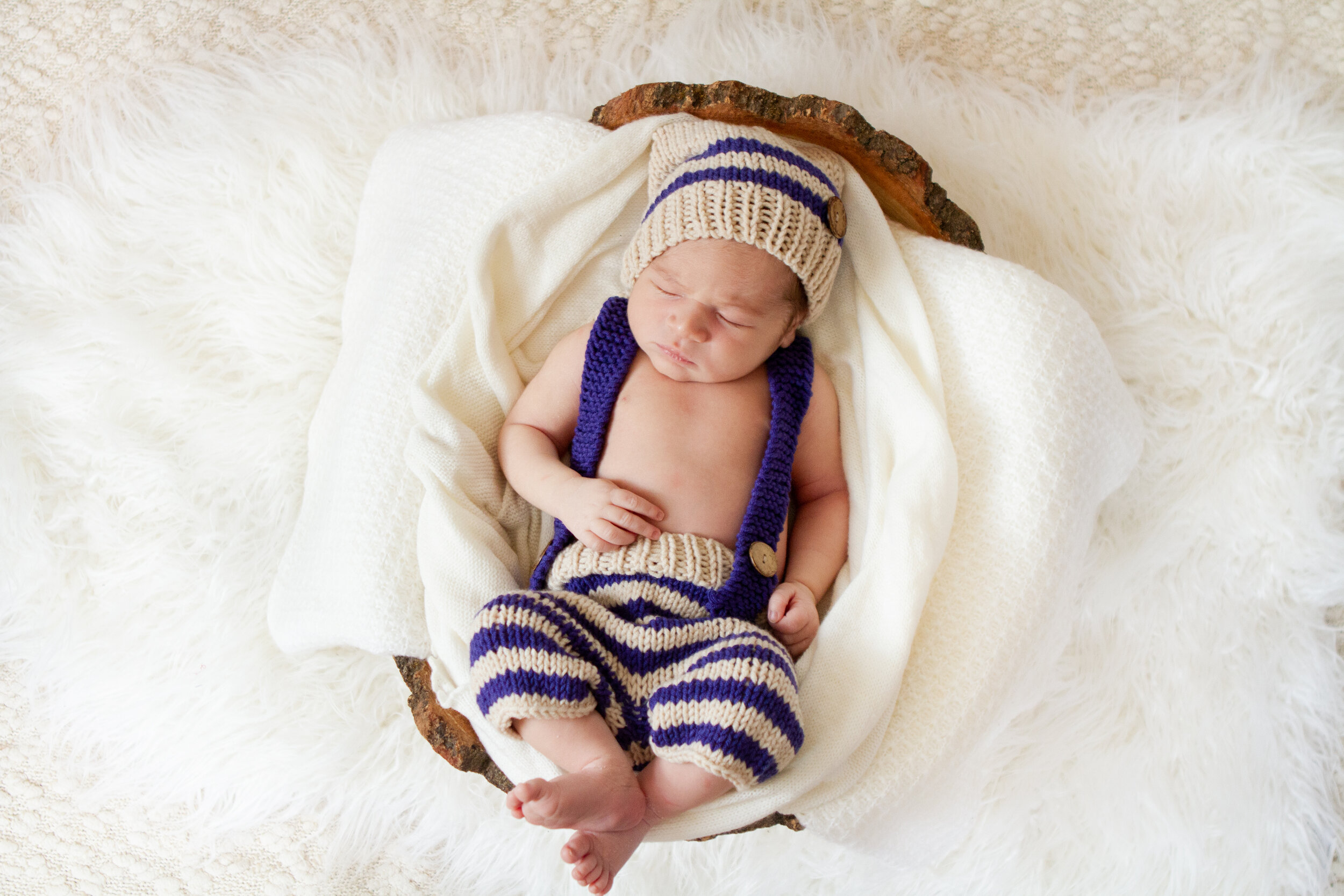 2019-04-07 John Dempsey Newborn Shannon Sorensen Photography-48.jpg