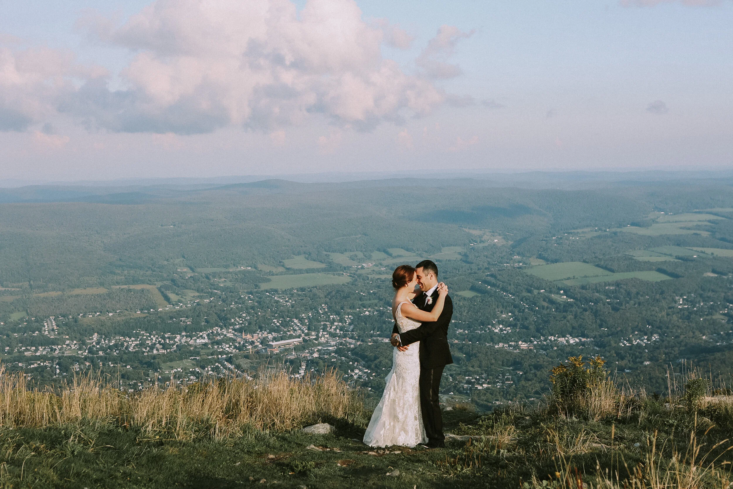 Jared and Raina Sneak Peek-7.jpg