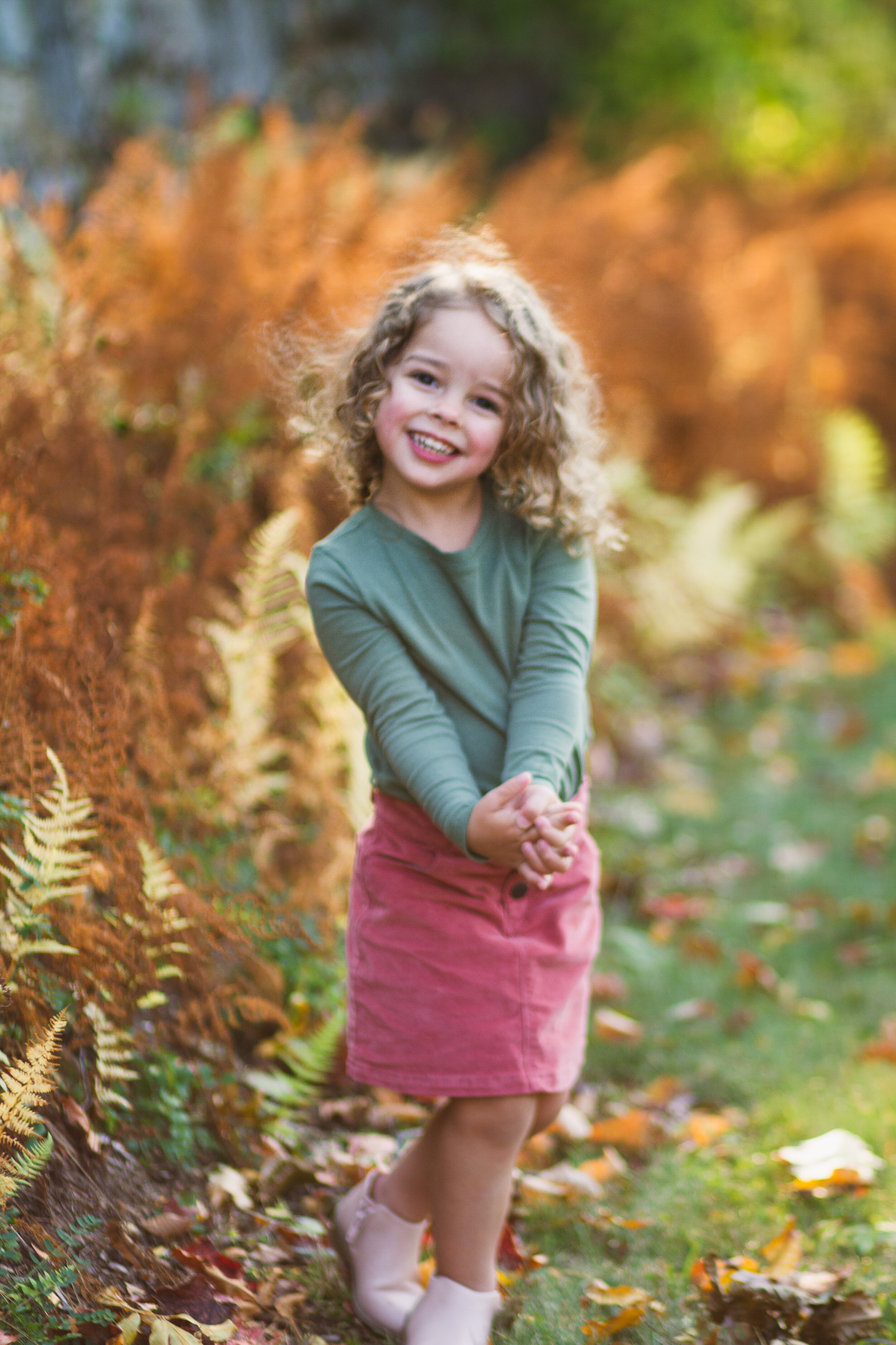 Fall Family Photography, Fall Family Photo Style, deCordova Sculpture Park, Boston Massachusetts, Boston Family Photographer, Massachusetts Family Photographer, Shannon Sorensen Photography