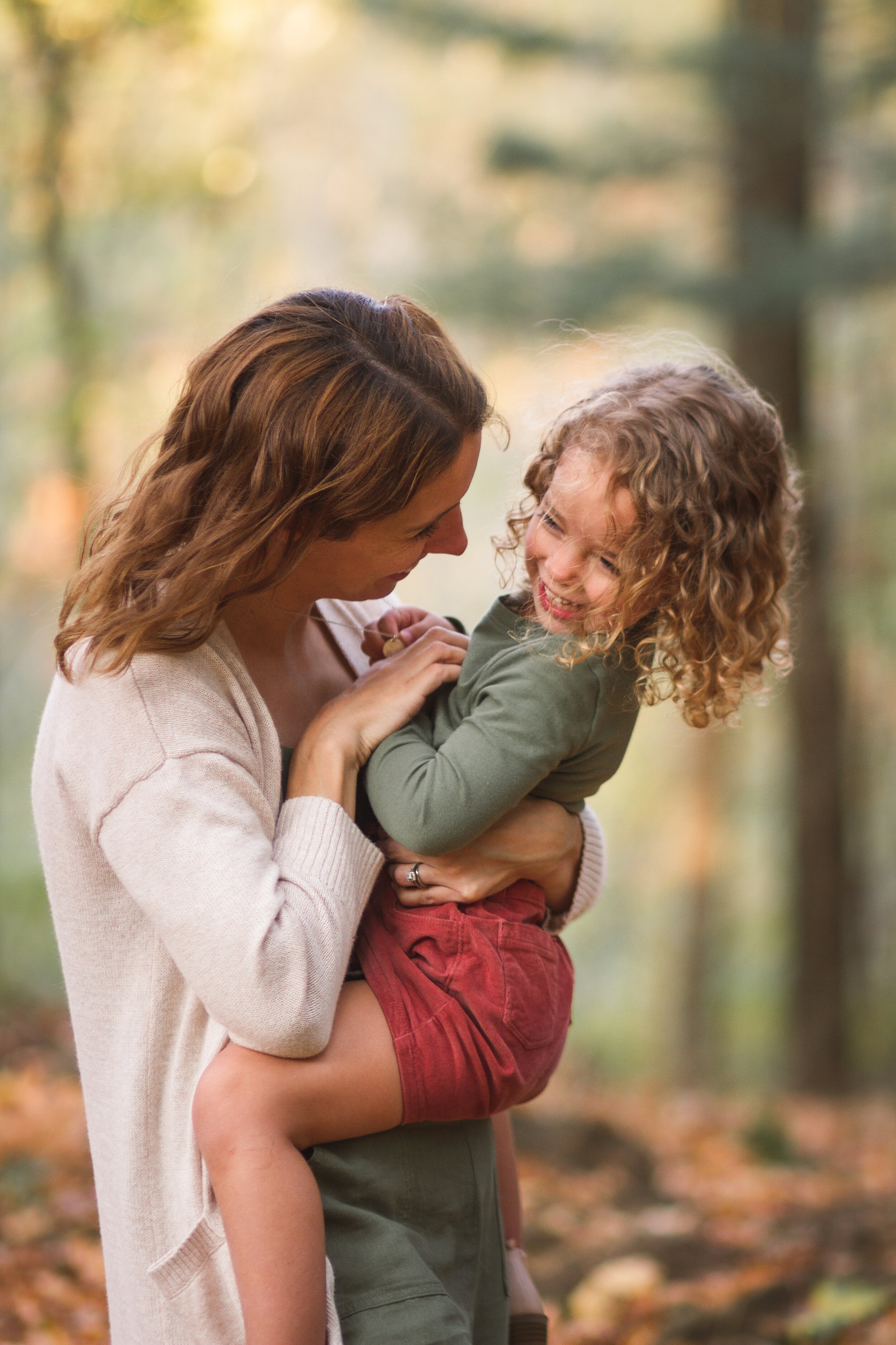 Fall Family Photography, Fall Family Photo Style, deCordova Sculpture Park, Boston Massachusetts, Boston Family Photographer, Massachusetts Family Photographer, Shannon Sorensen Photography