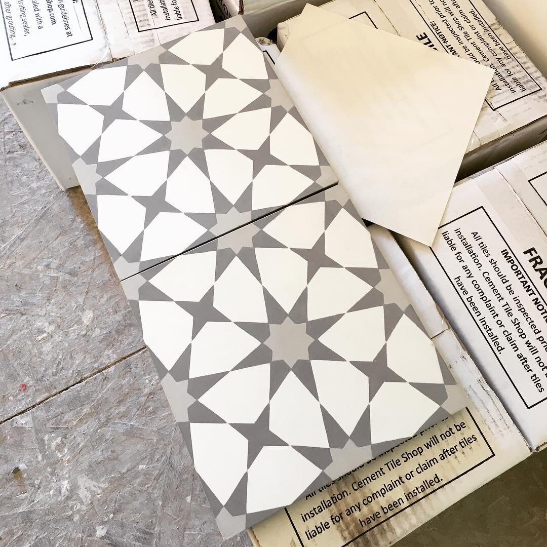 We love when pretty things arrive from @cementtileshop. Install time!
.
.
.
.
#lmid #newconstruction #cementileshop #floortile #bathdesign #interiordesign