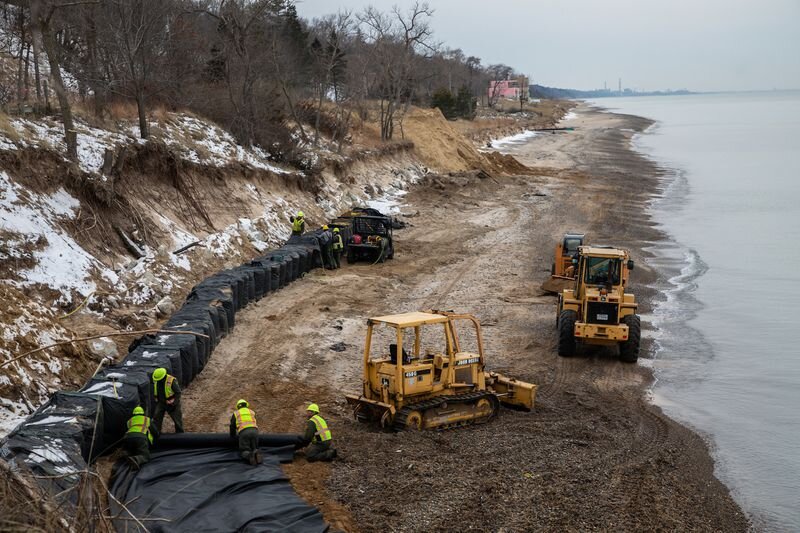 A proud Lake Michigan beach town battles erosion