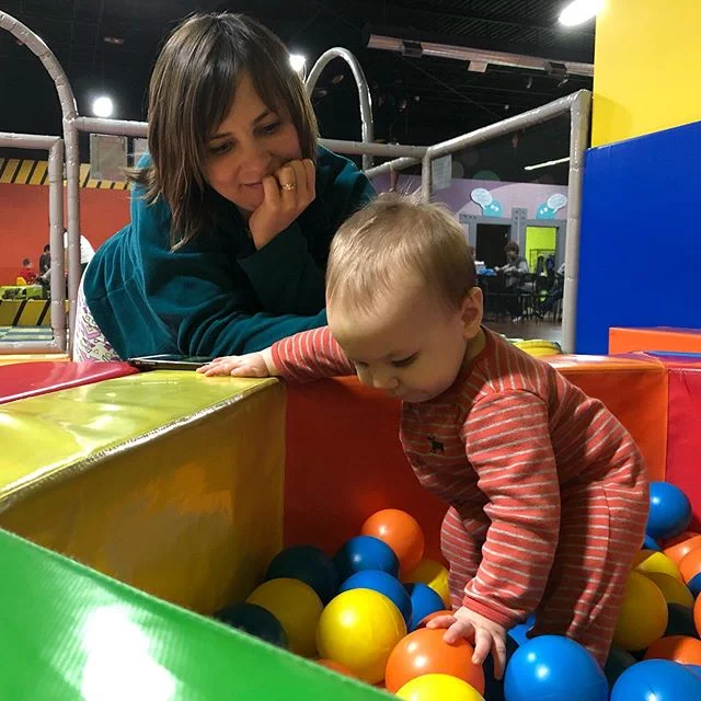 Someone fully enjoyed this indoor playground today (and crawled into this pit himself)... it was me ;)
