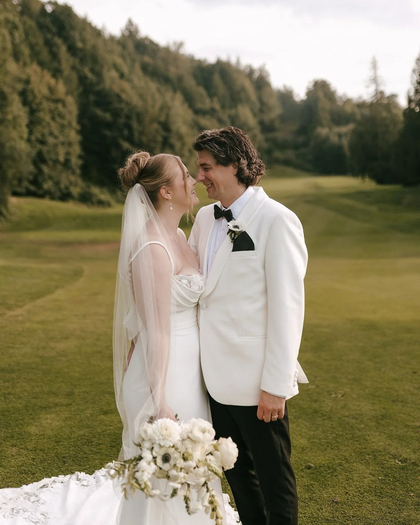 It&rsquo;s unbelievable how fast the summer zoomed by and I&rsquo;ve barely shared anything from this summer. My wedding season just ended and now I&rsquo;m deep into my editing era. 

Toni and Tom&rsquo;s wedding day was full of so much love and lau