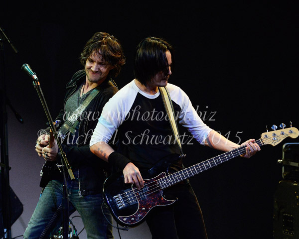 Gooding (L) and Billy Driver