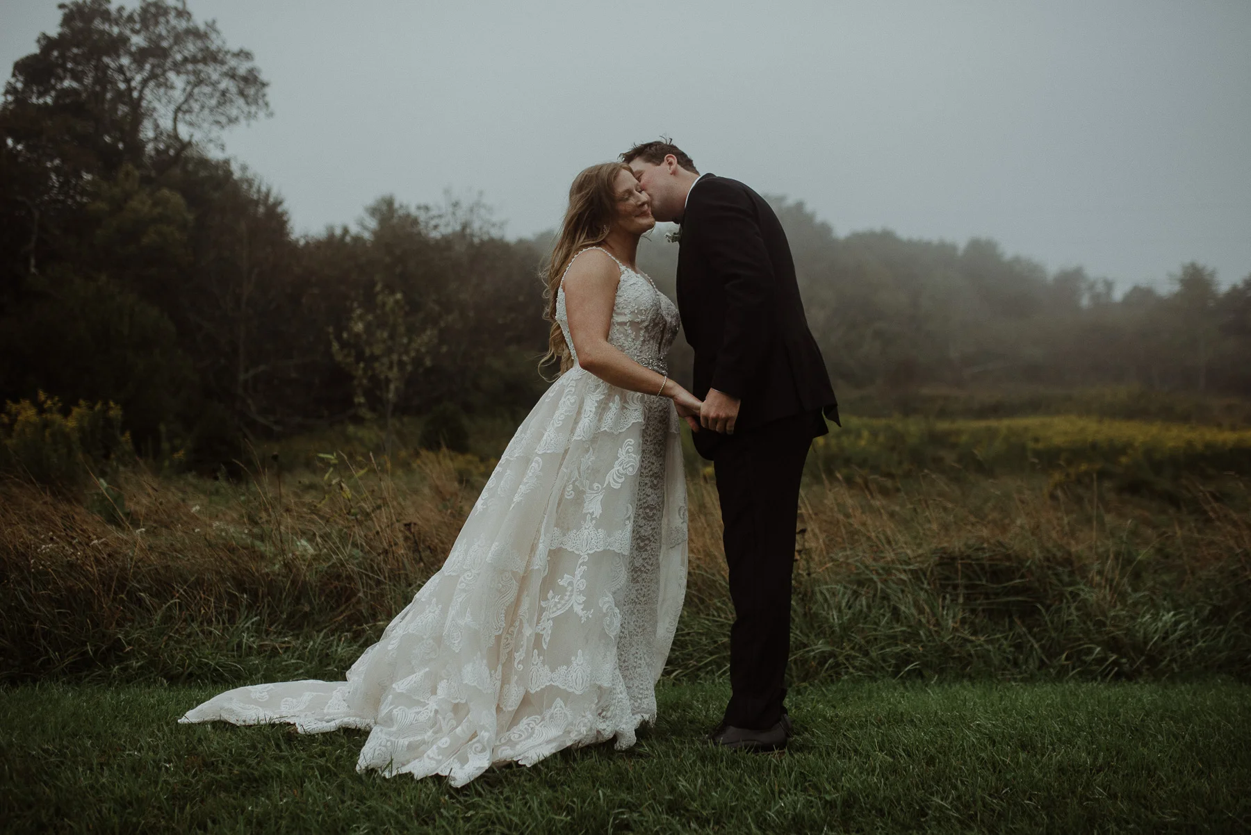 enowen-wedding-photography-overlook-barn-nc-lyndly-liam-blog-22.jpg