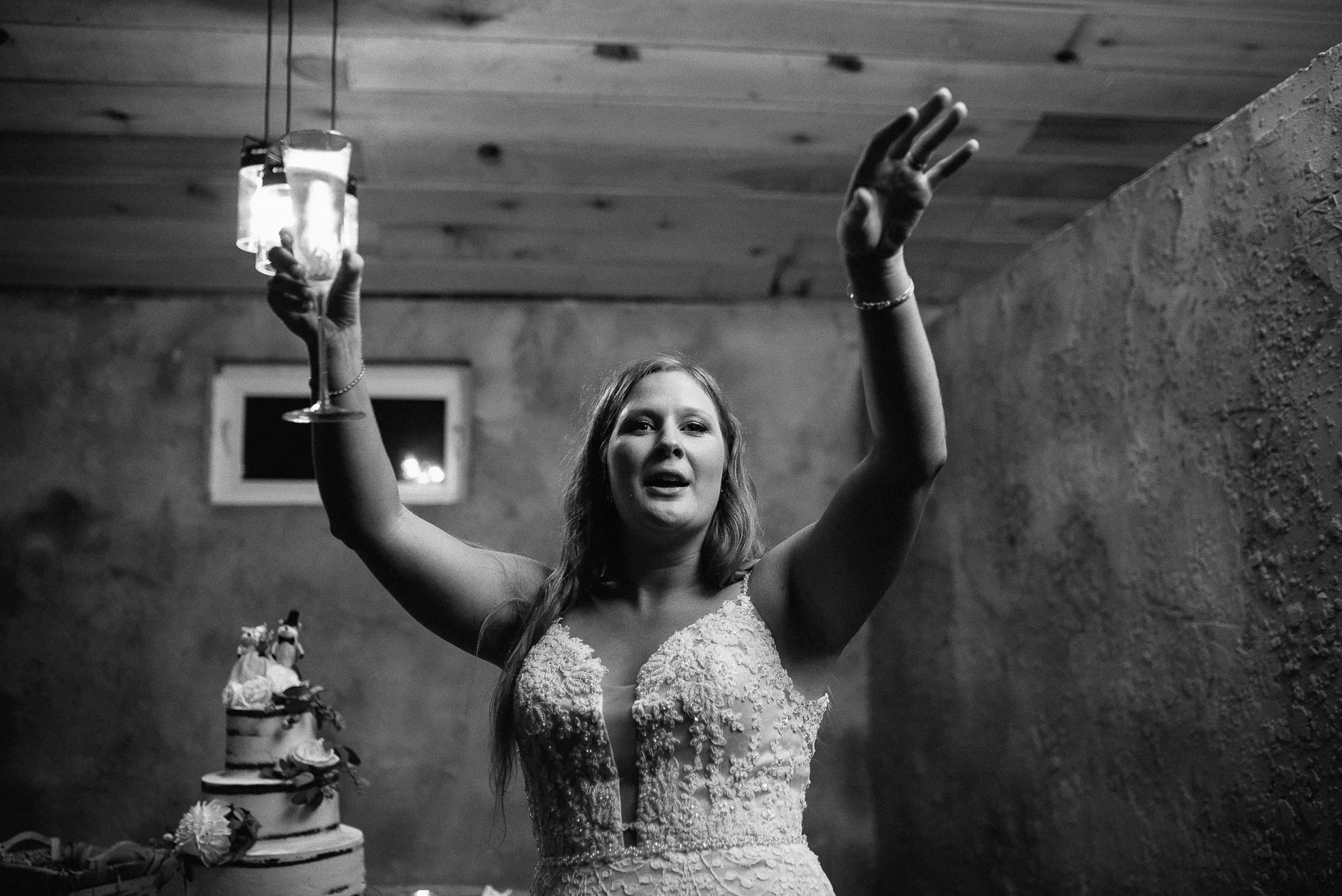 enowen-wedding-photography-overlook-barn-nc-lyndly-liam-blog (66 of 34).jpg