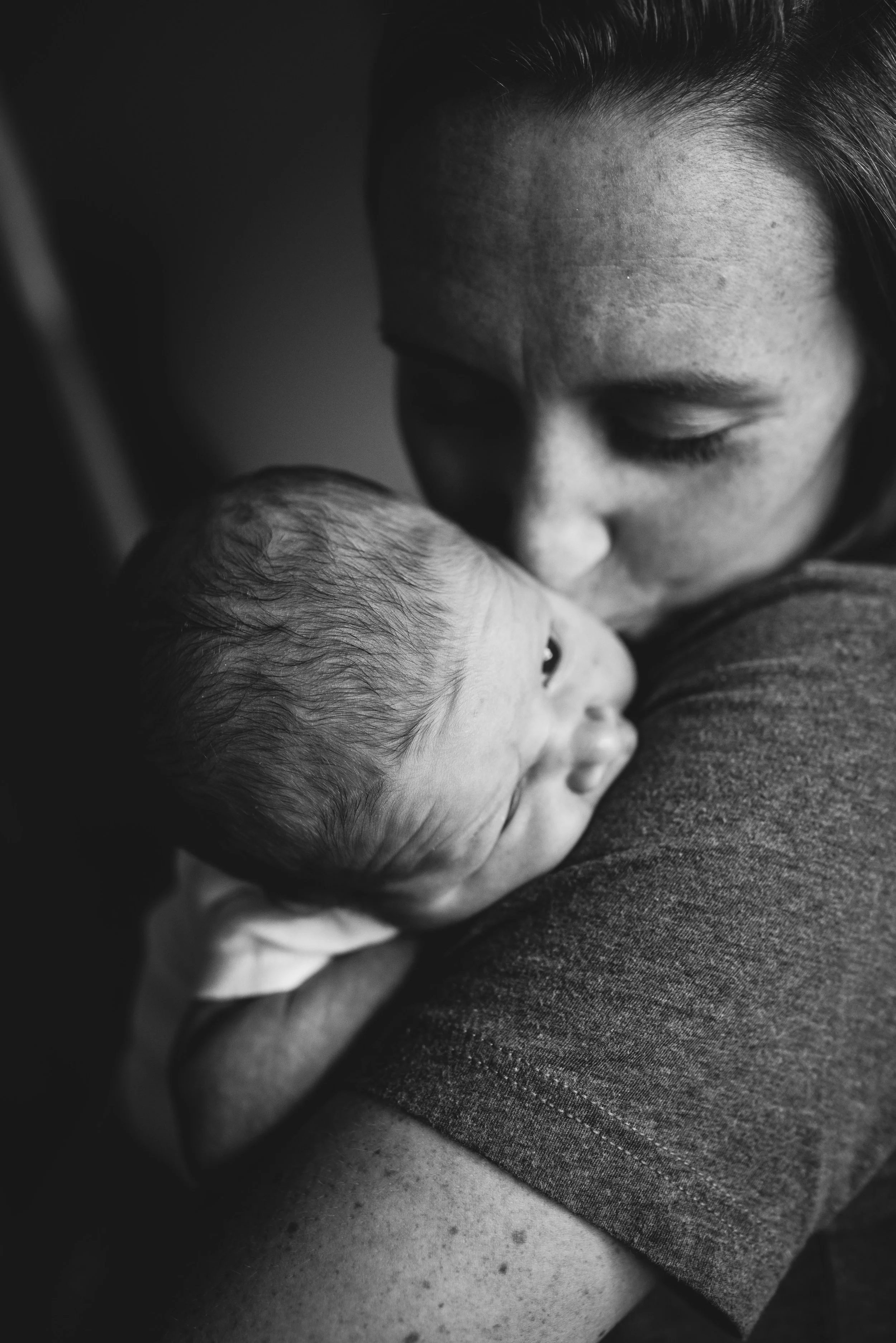 Washington DC-Fairfax-Northern Virginia-Vienna-Newborn Lifestyle Photography-Tara Olson-8900.jpg