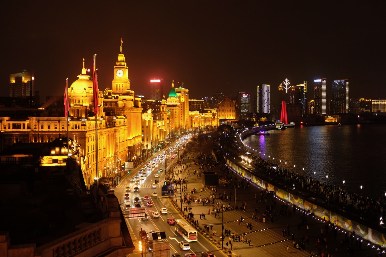 Looking northward out over the Bund from atop 3 on the Bund