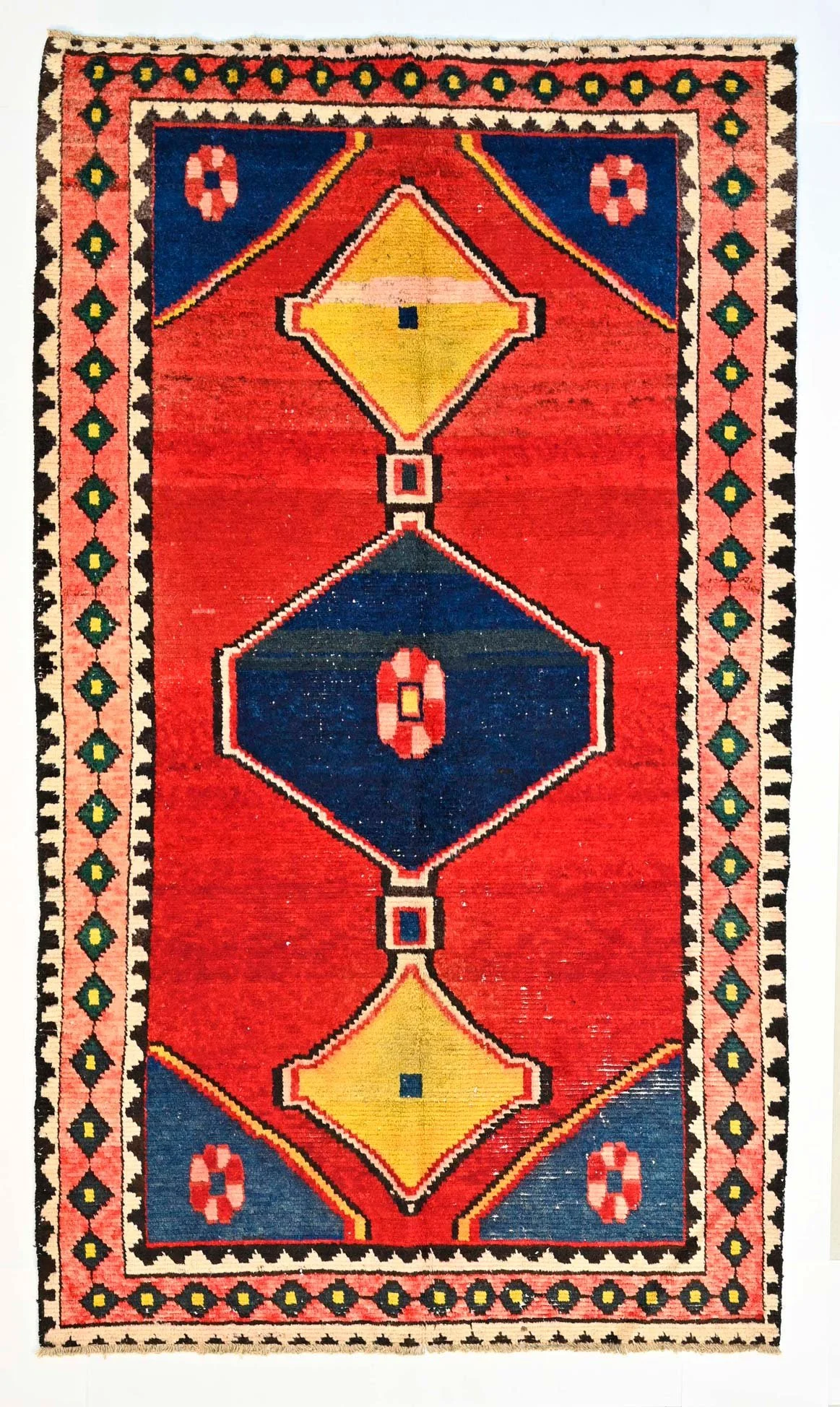 162591-155x-262-.jpg