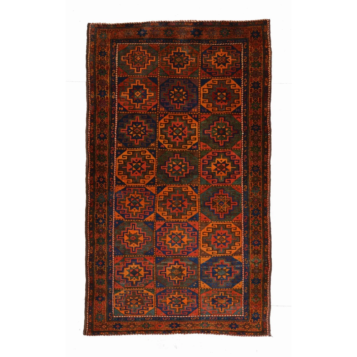 .
One must appreciate the hand in which a rug like this, a work of another artistic hand unknown to the former, has been kept, adored, and preserved in such intact condition for over a hundred years.

Kord of Khorassan | 215x120cm | Circa 1920s | Ava