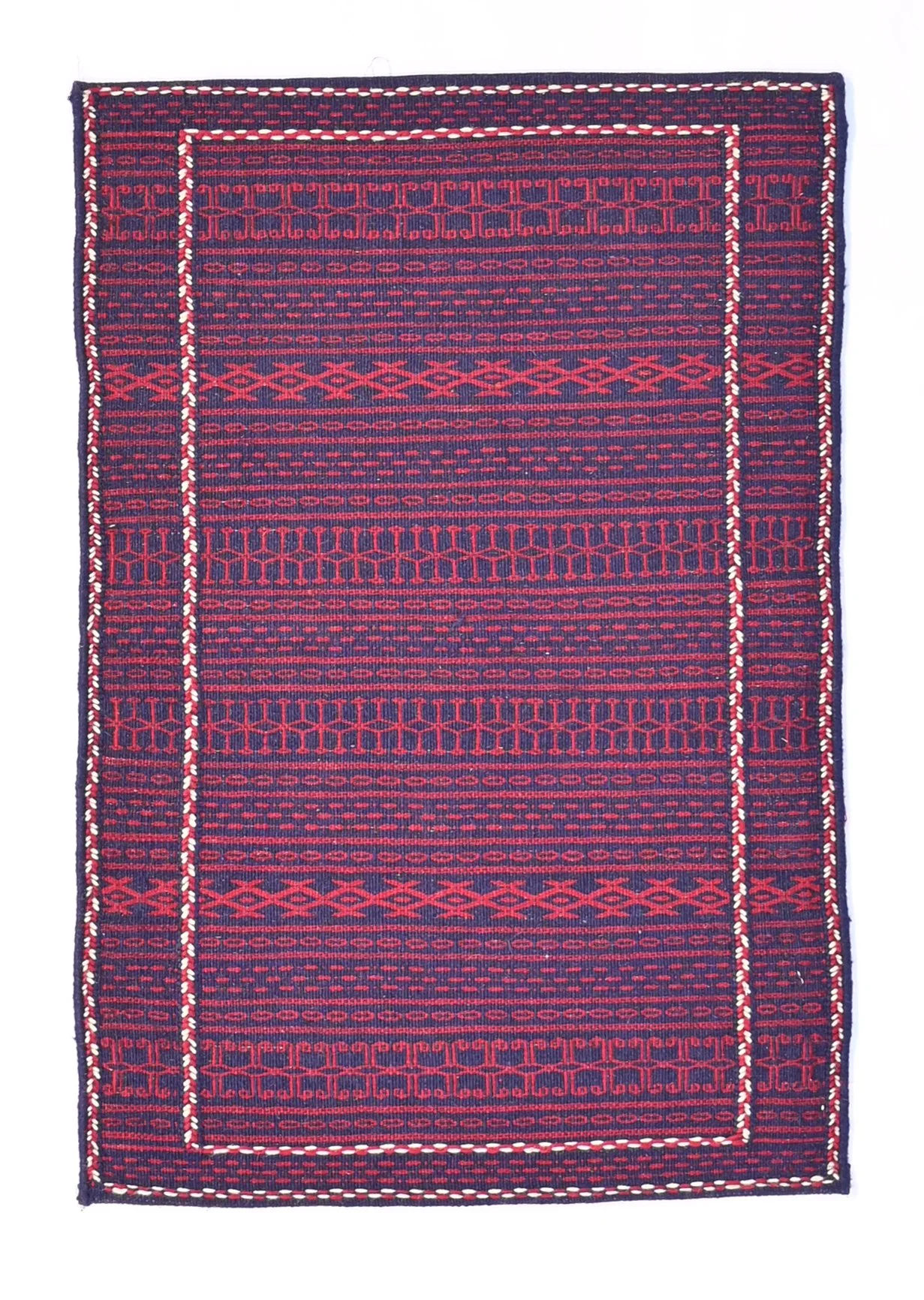 Kalat sumak 167878, 63 × 94 cm, with red geometric motifs on a deep blue ground and ivory accents defining the borders.