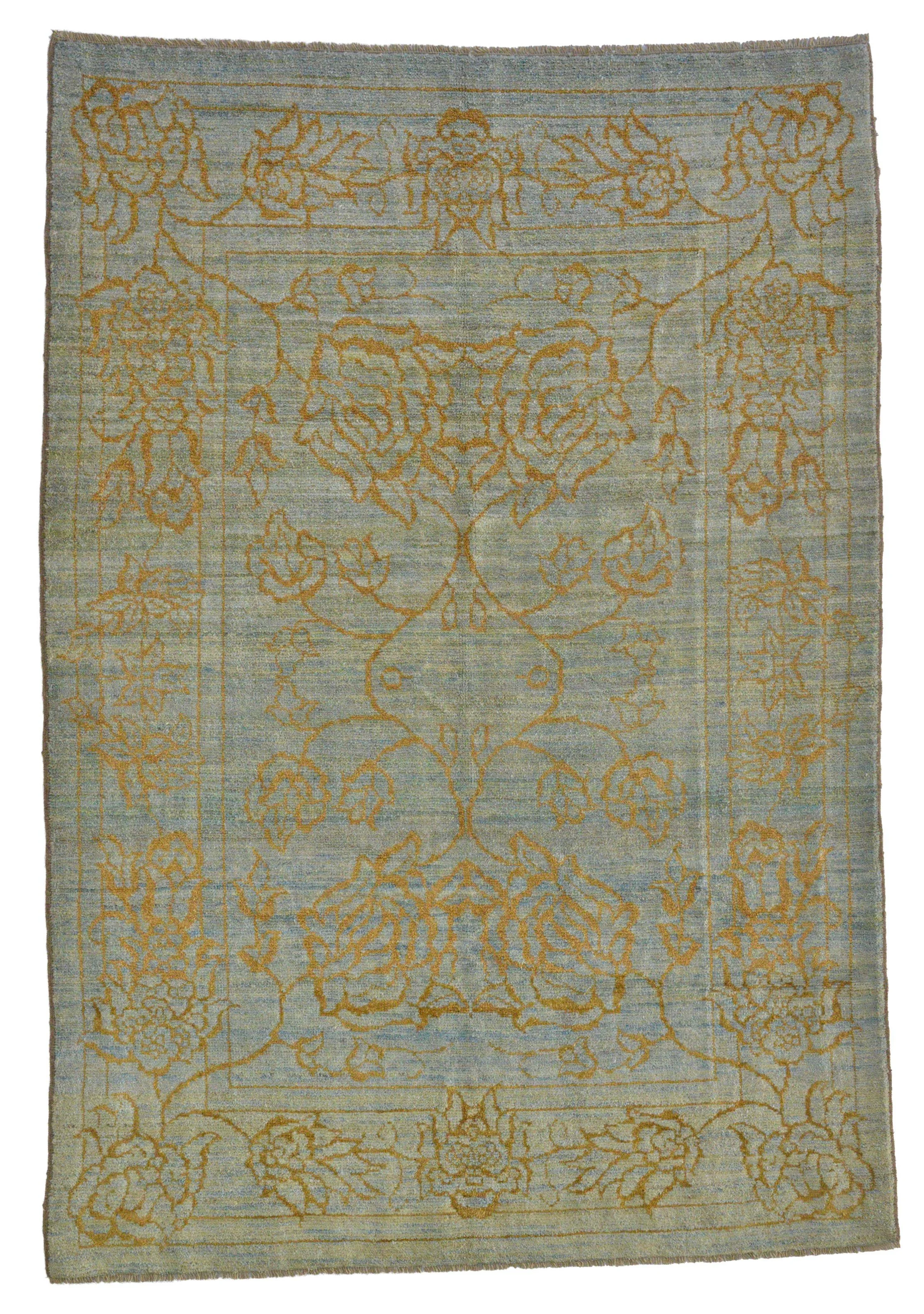 167914 – 295 × 196 cm  | Texture Before Intricacy, A rug woven in Tabriz.