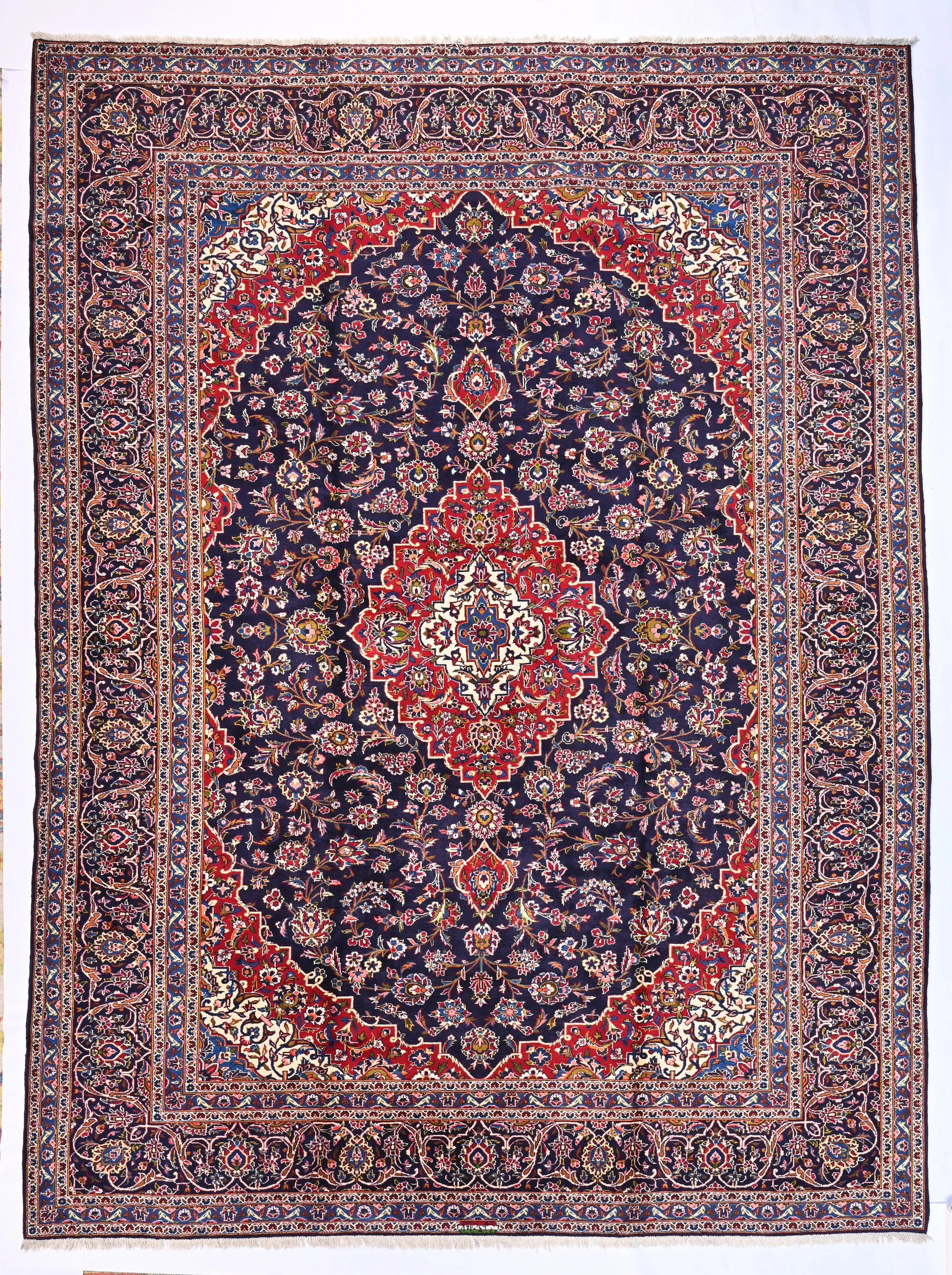 Kashan carpet 60215, 413 by 303 cm, with an intricate classic Shah Abbasi floral pattern.