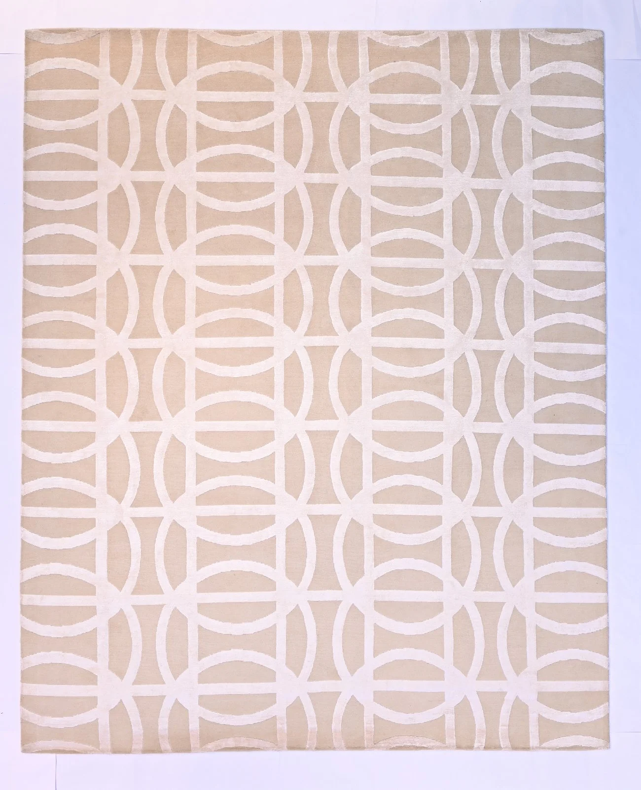 850241 - 306x249 cm | Art Deco-inspired rug is a beautiful rug