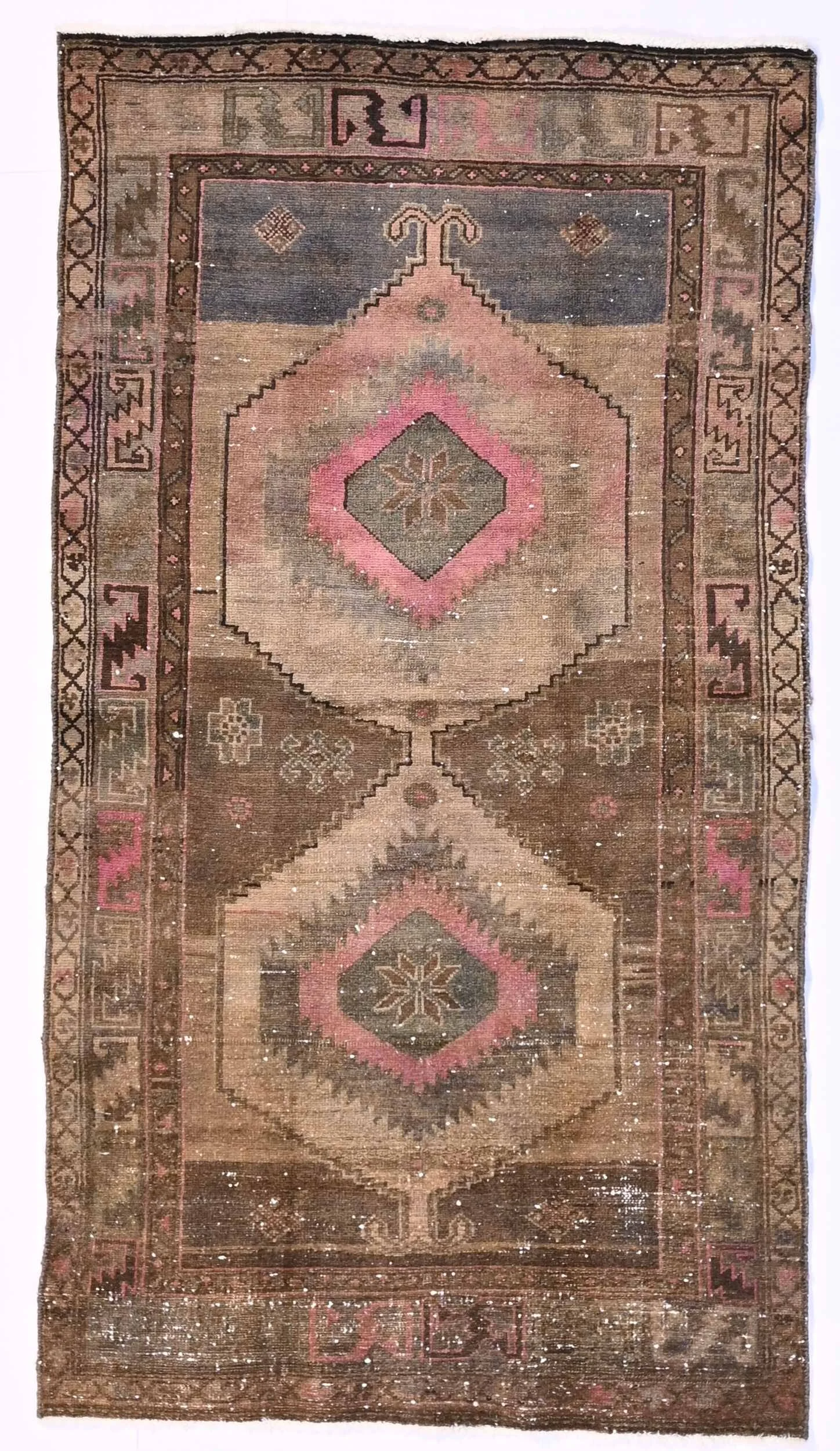 135383-220x100-cm-vintage-persian-tarom-village-rug.jpg