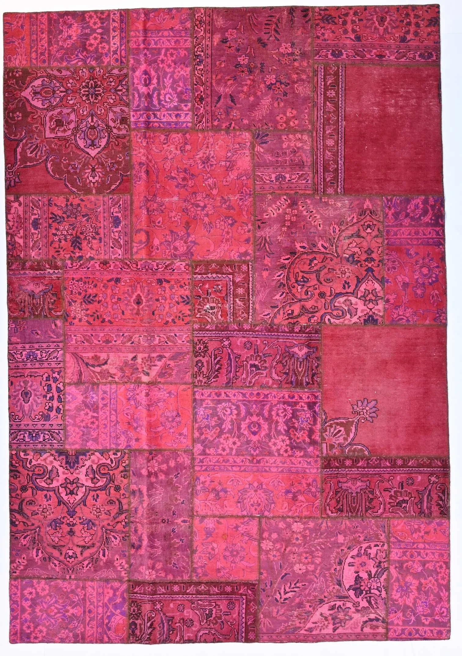 507423-198x287-rose-persian-collage-rug.jpg