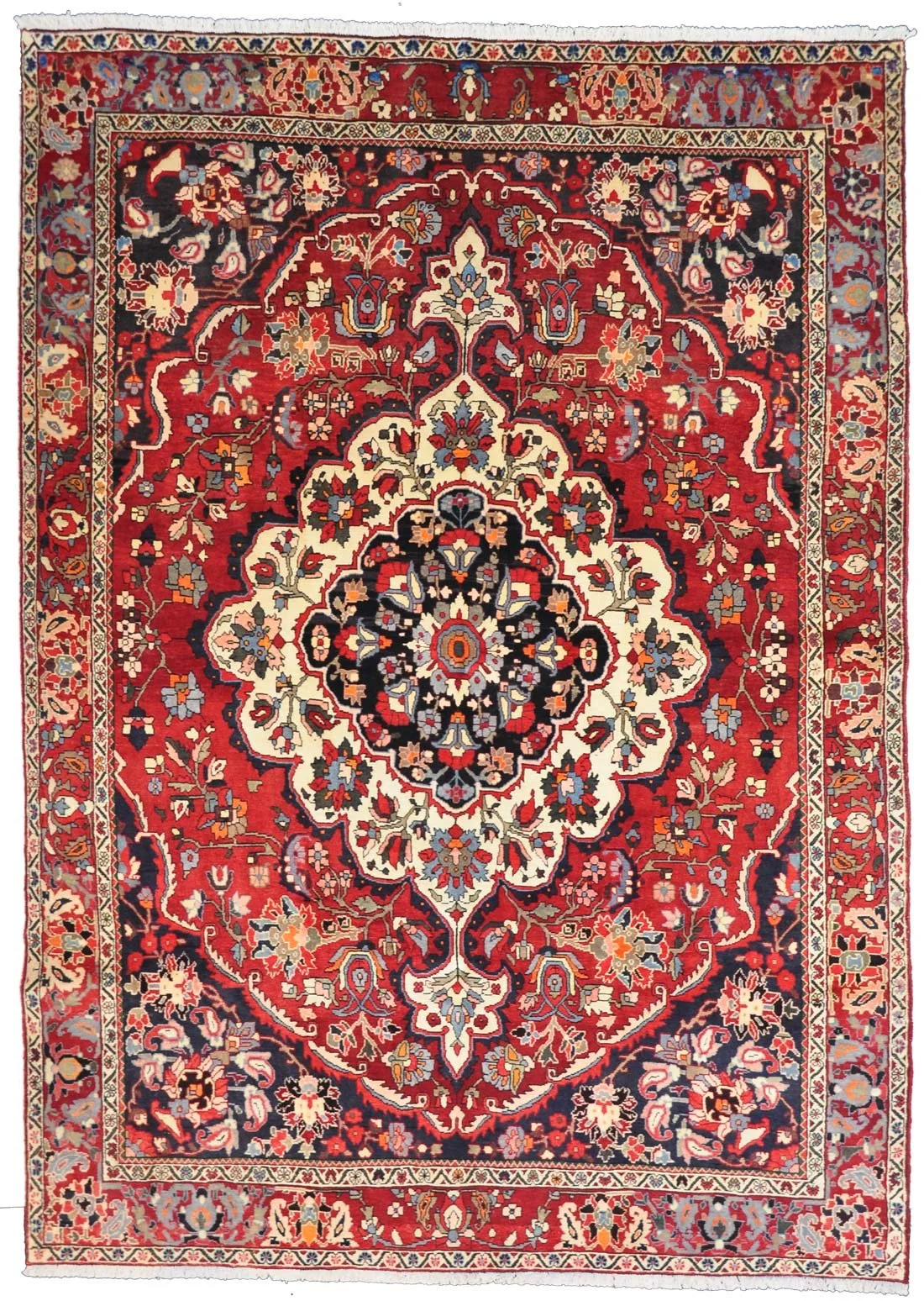 155658-305x218.jpg