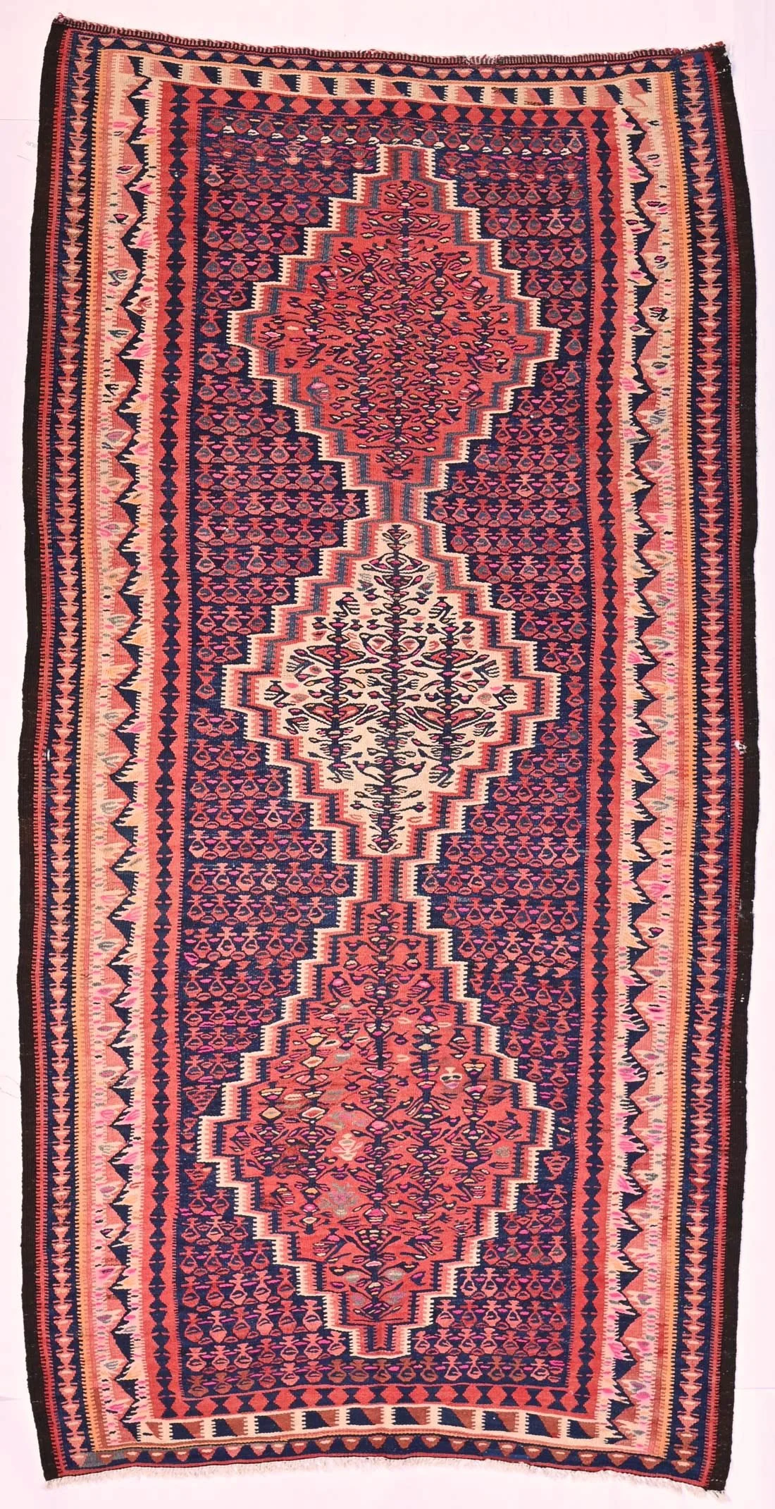 148640-145-x-282-.jpg