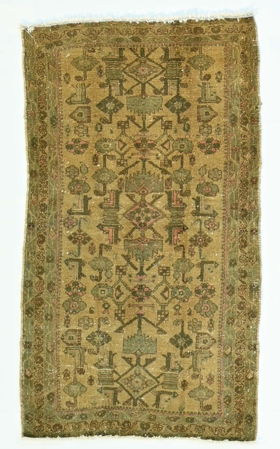 135384-103x180 | Vintage Musel rug with faded natural dyes
