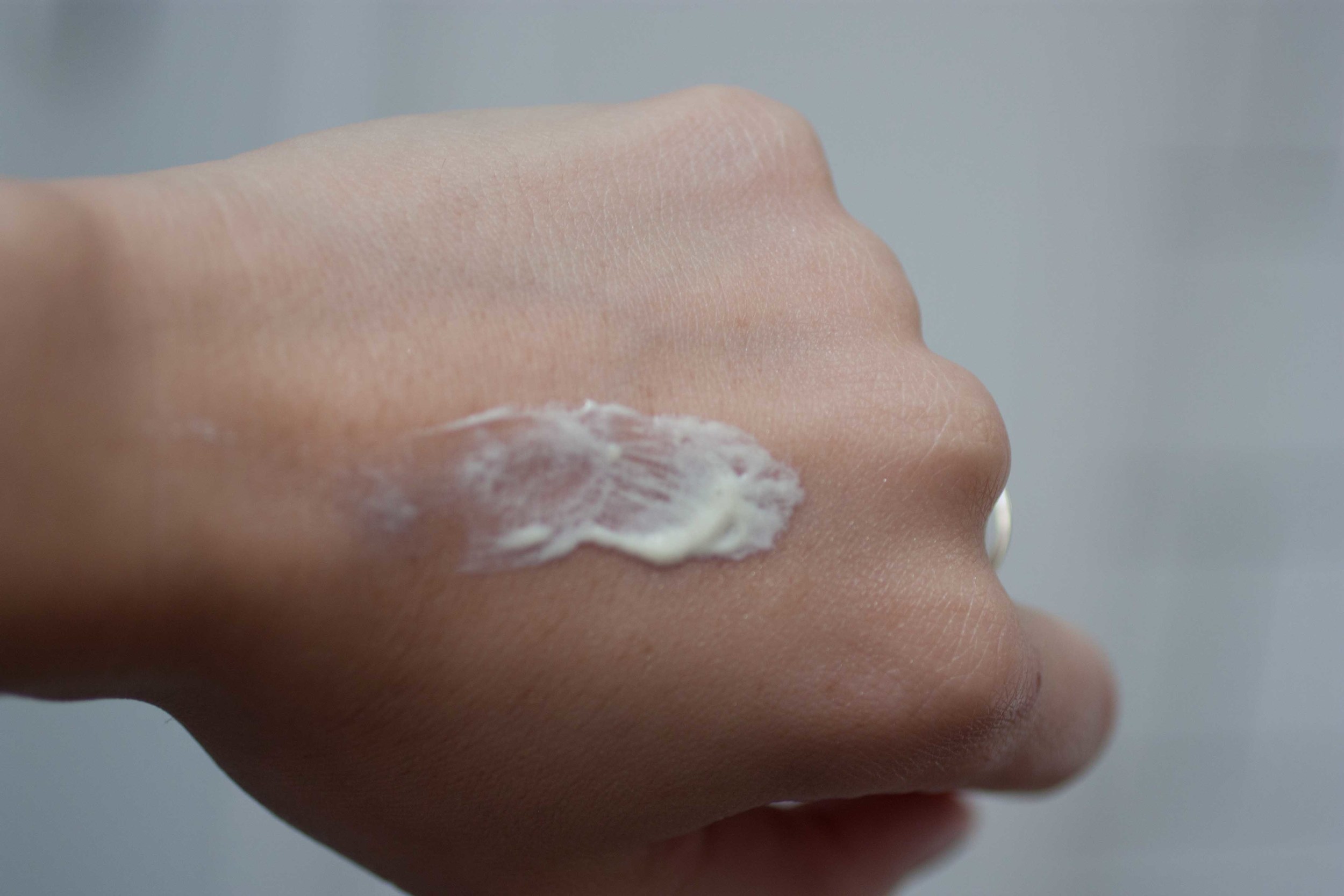 super lightweight lotion texture