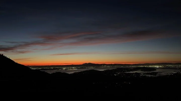 Sunrise from the top of the world. 

Thank you @guenergylabs for bringing together a brilliant group of humans &mdash;> athletes, advocates, adventurers, scientists and schemers of the big and beautiful ideas. Together, we may just change the worl
