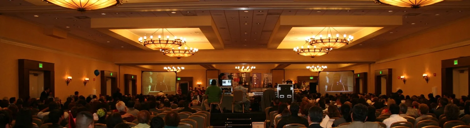 Projectors and Screens