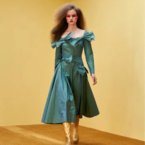 VOGUE RUNWAY