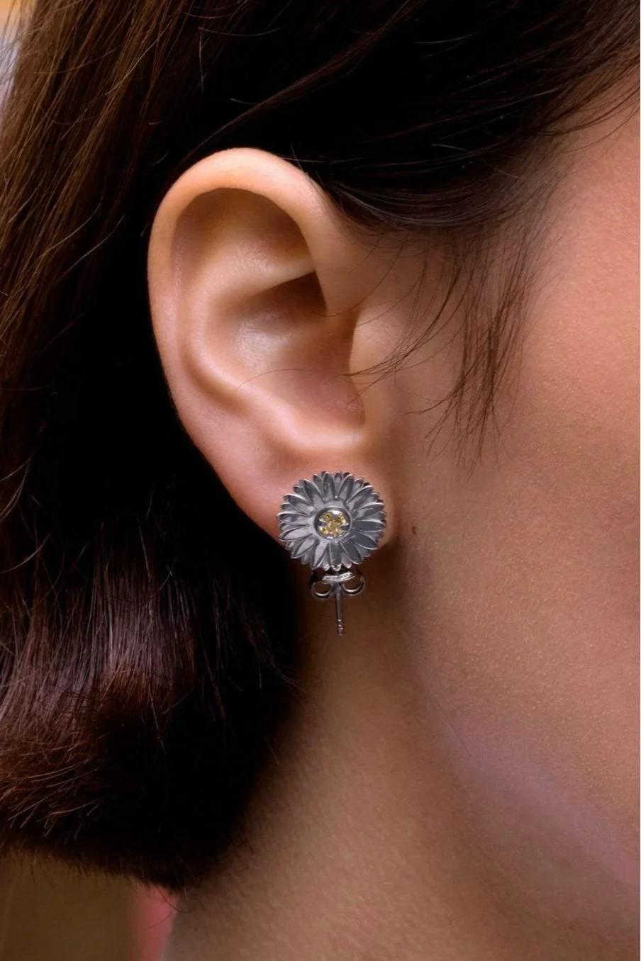 D'HEYGERE Daisy Stud Earring