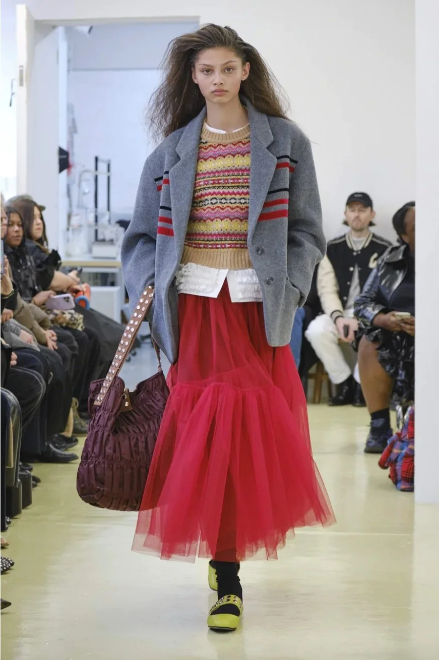 MOLLY GODDARD Jen Vest