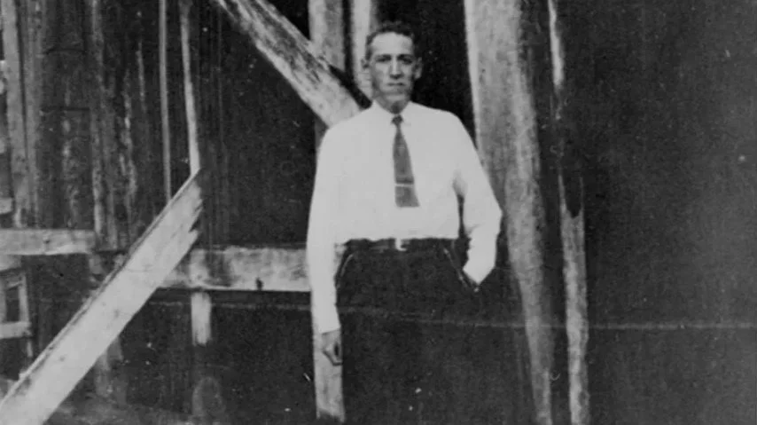 LOVECRAFT IN FLORIDA: DELAND AND THE BARLOW HOUSE
