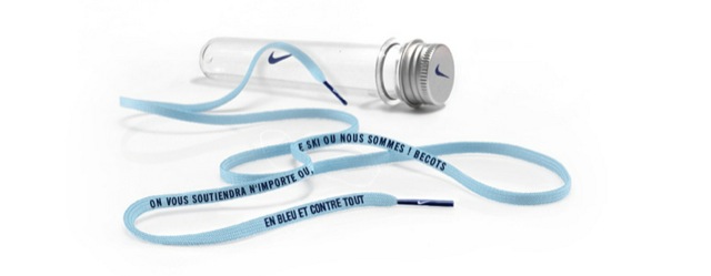 lacets-soutien-enbleu-Nike.jpg