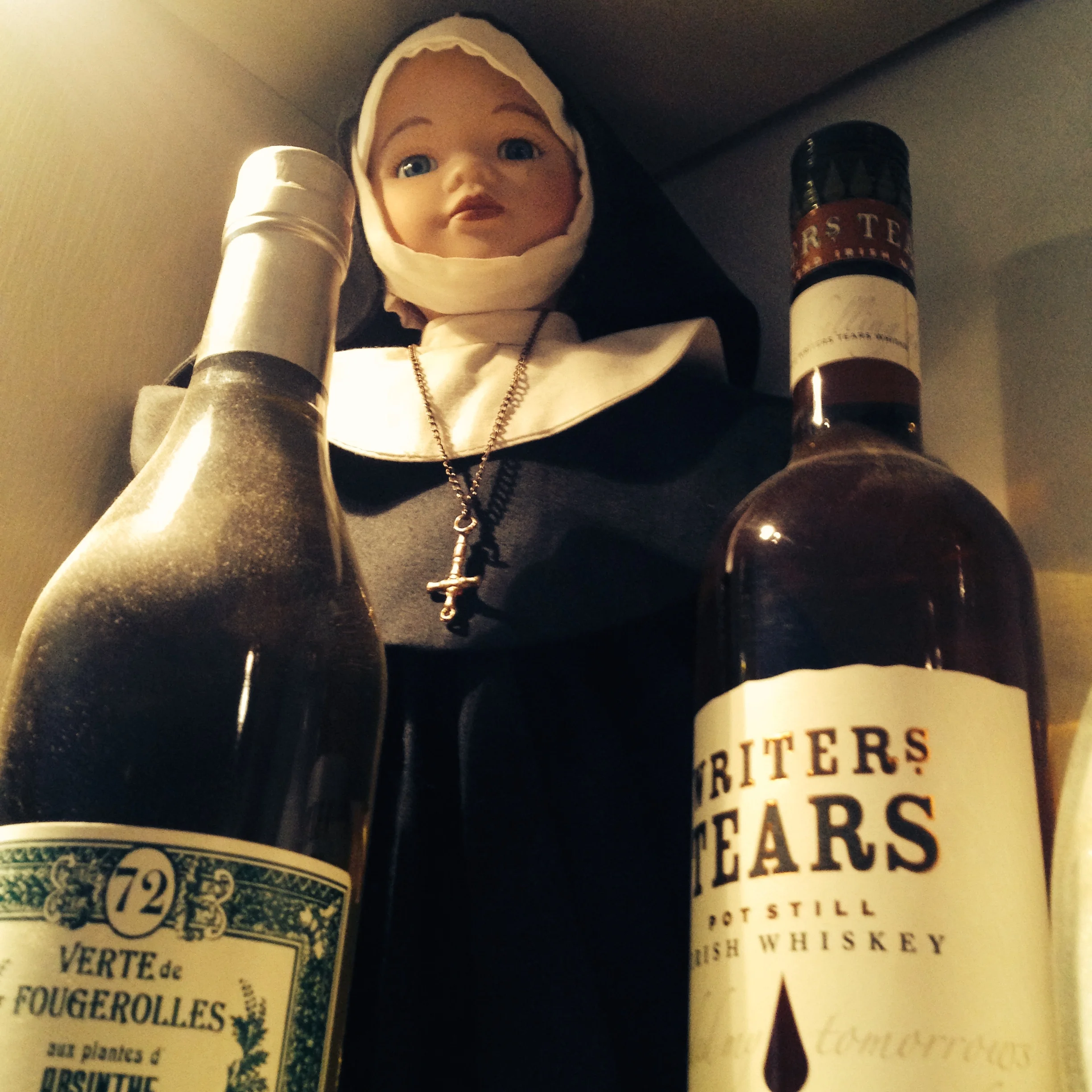 Nun & Absinthe / Cappelens Forslag