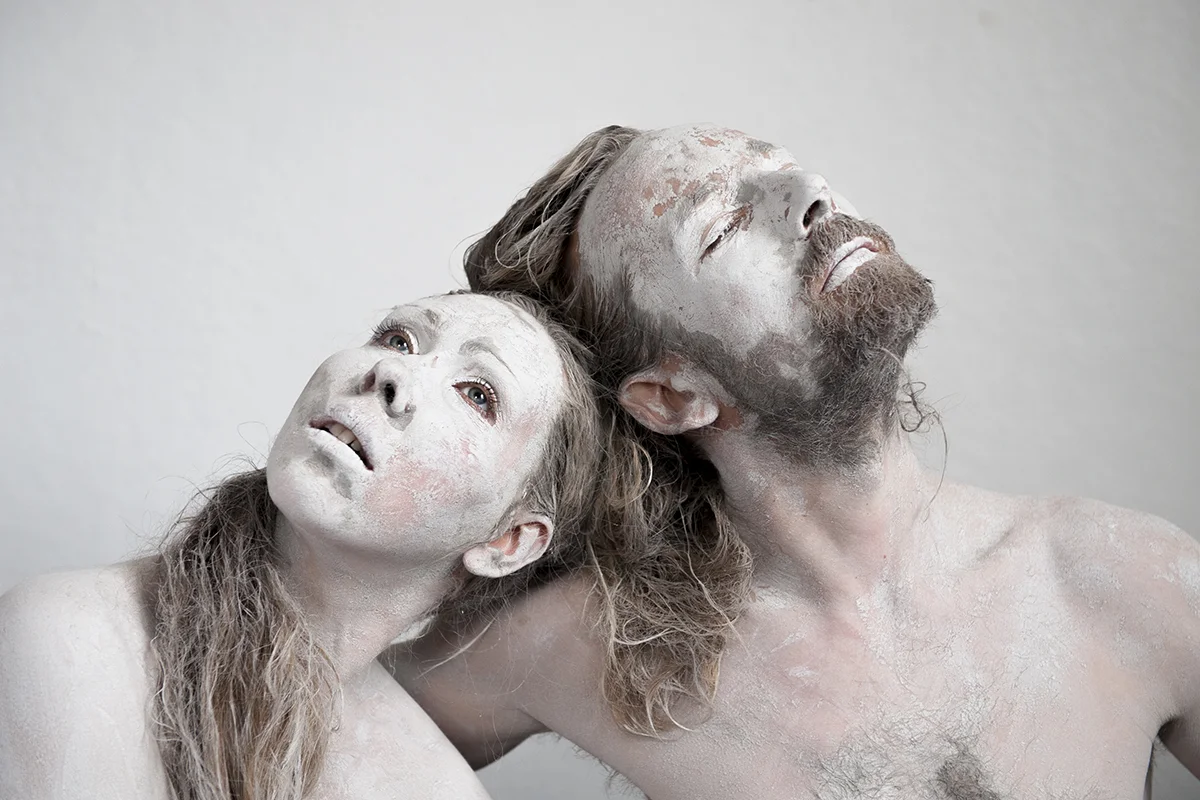 Butoh-artists Masha Salangina and Osku Leinonen. Katse 2014.