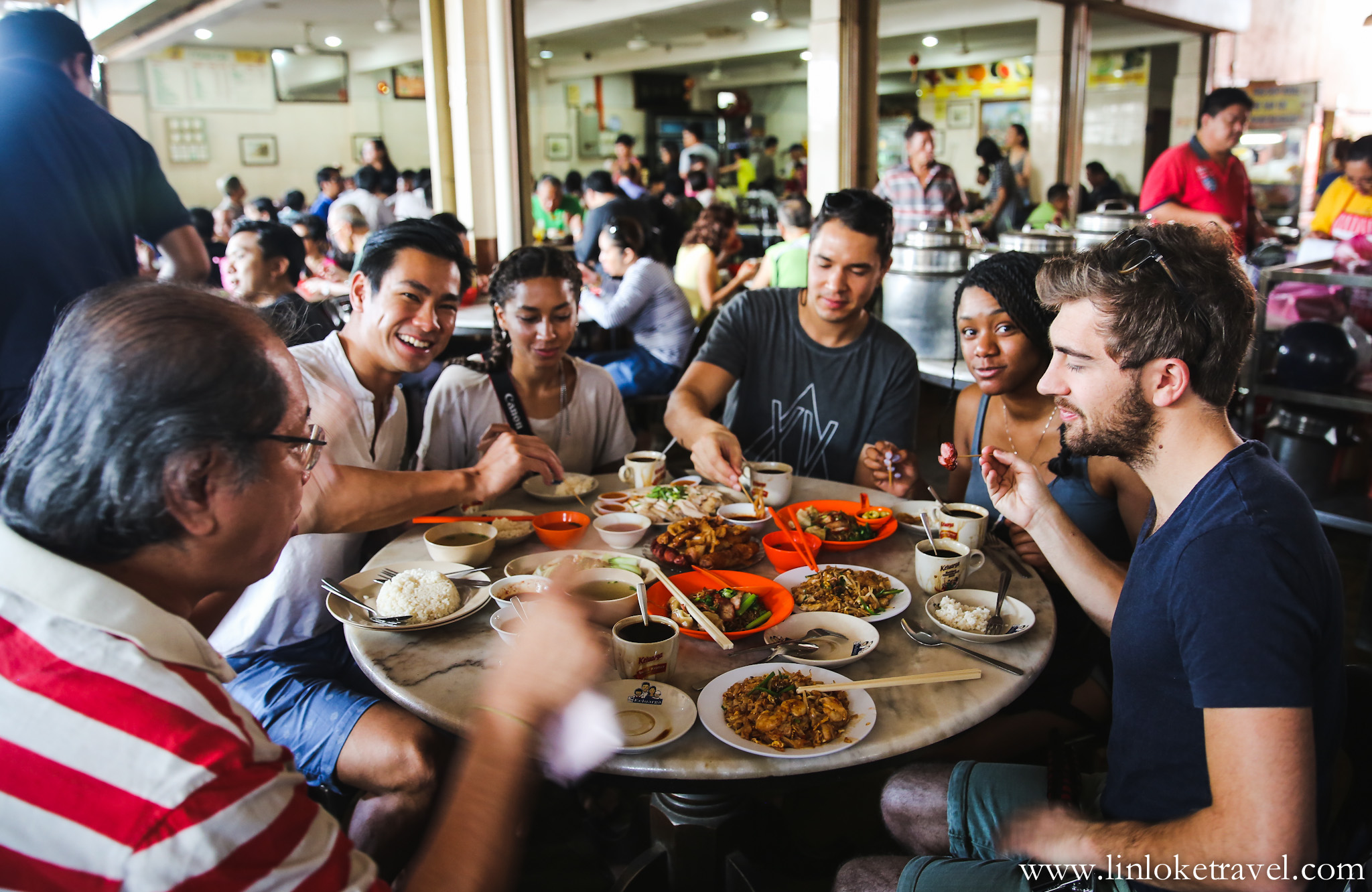 Having lunch at a local coffeeshop ('Kopitiam') with my dad and my crew UN6, Dec 2015.