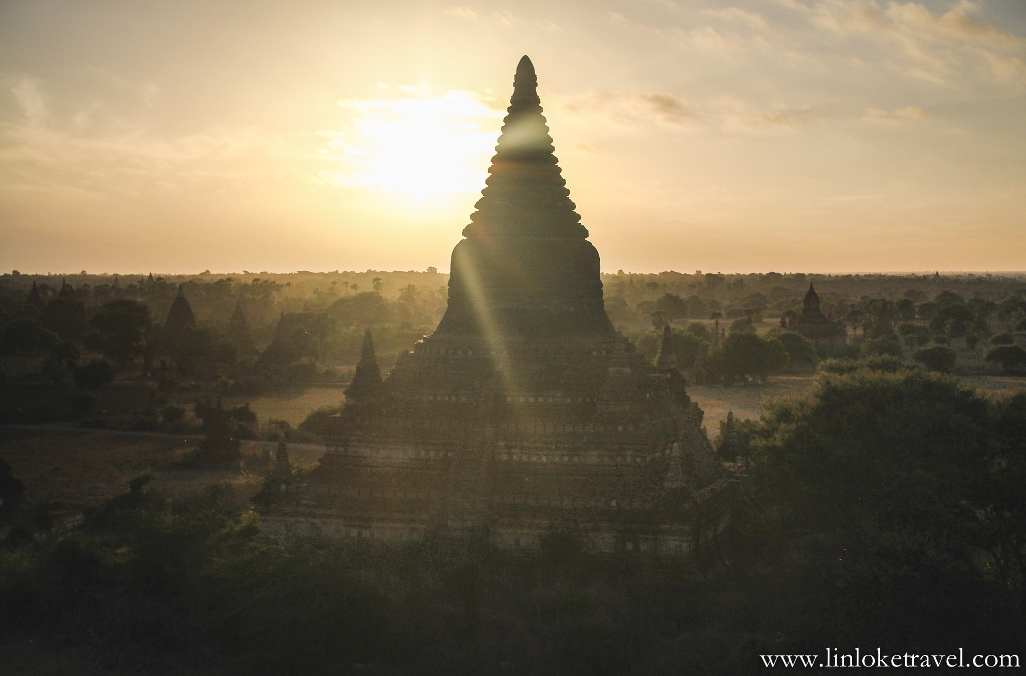 Sunrise view from Mingalazedi Pagoda
