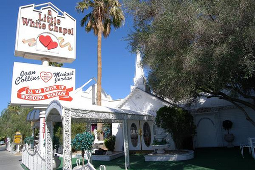 Image taken from: How to plan a wedding in Las Vegas
