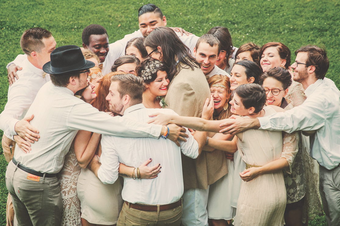 Sara Long Photography wedding party group hug