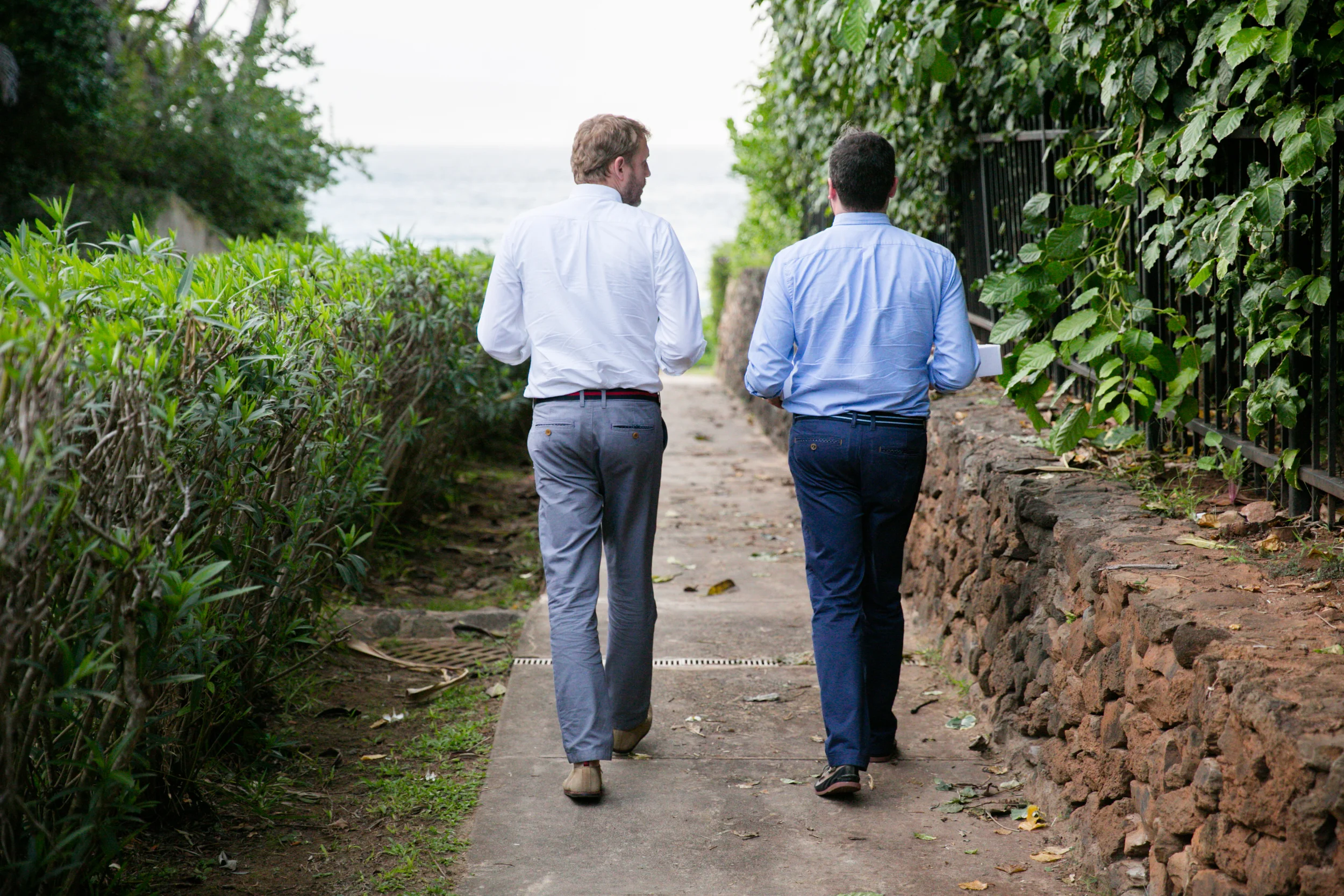 Lisa25 Wedding Photography couple walking on path
