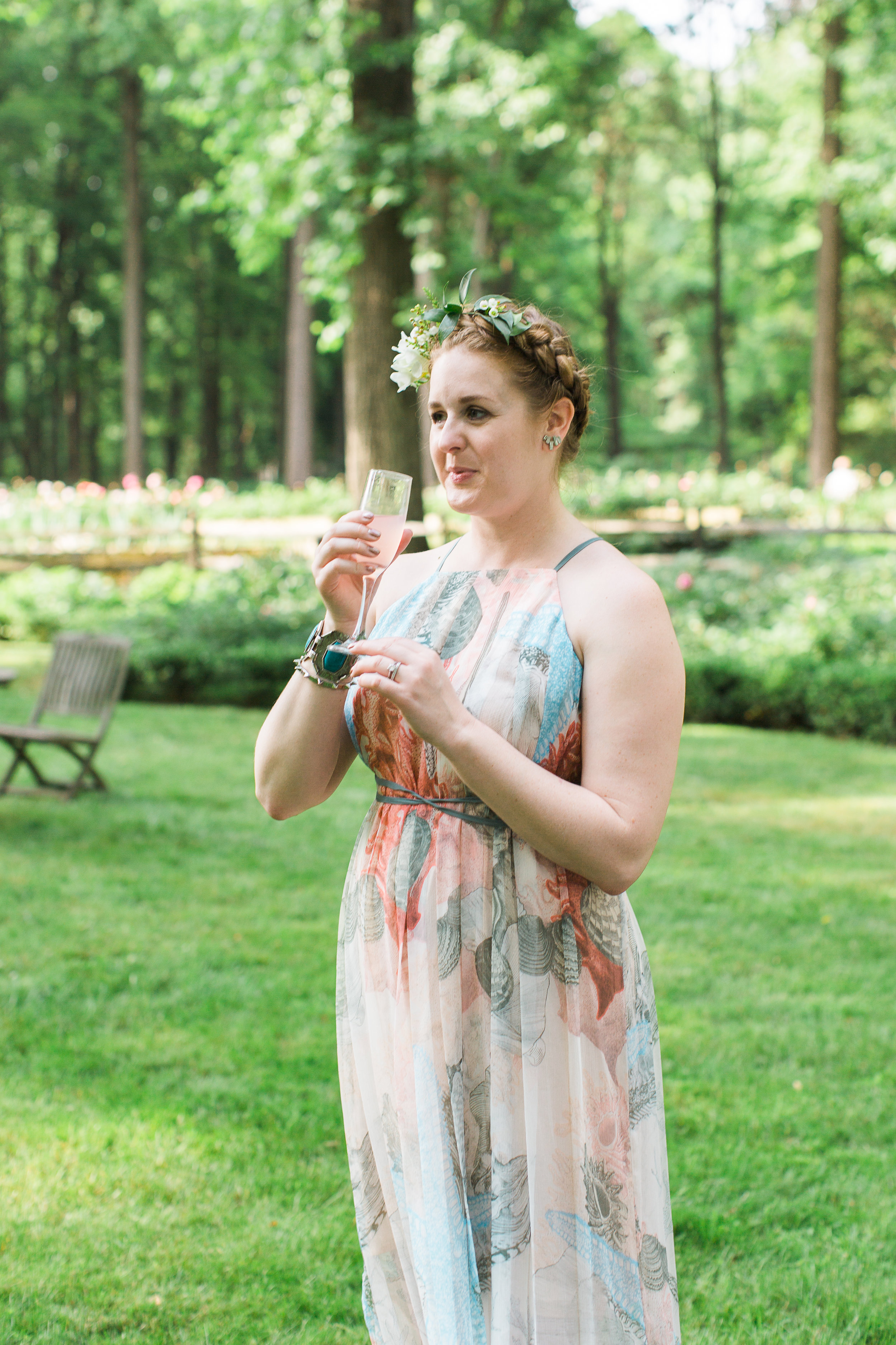 Chelo Keys Wedding Photography New Jersey guest sipping drink