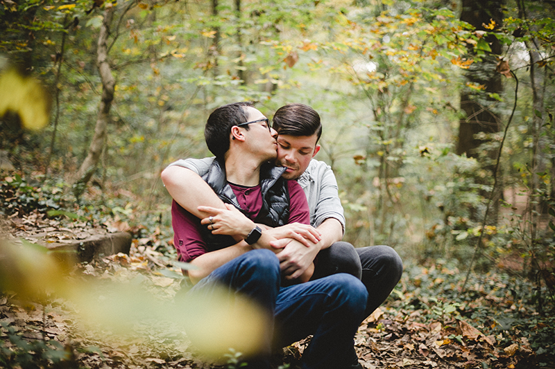 Bowling Green Louisville Kentucky LGBTQ Wedding Engagement Chihuahua Sur La Lune Photography