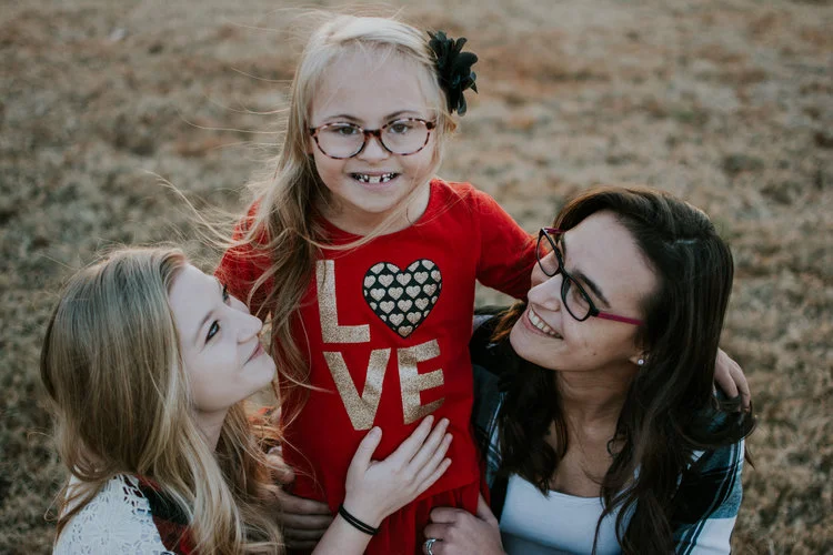 Real Families // Overcoming Adversity Together: Taylor + Shealynn + Cassidy