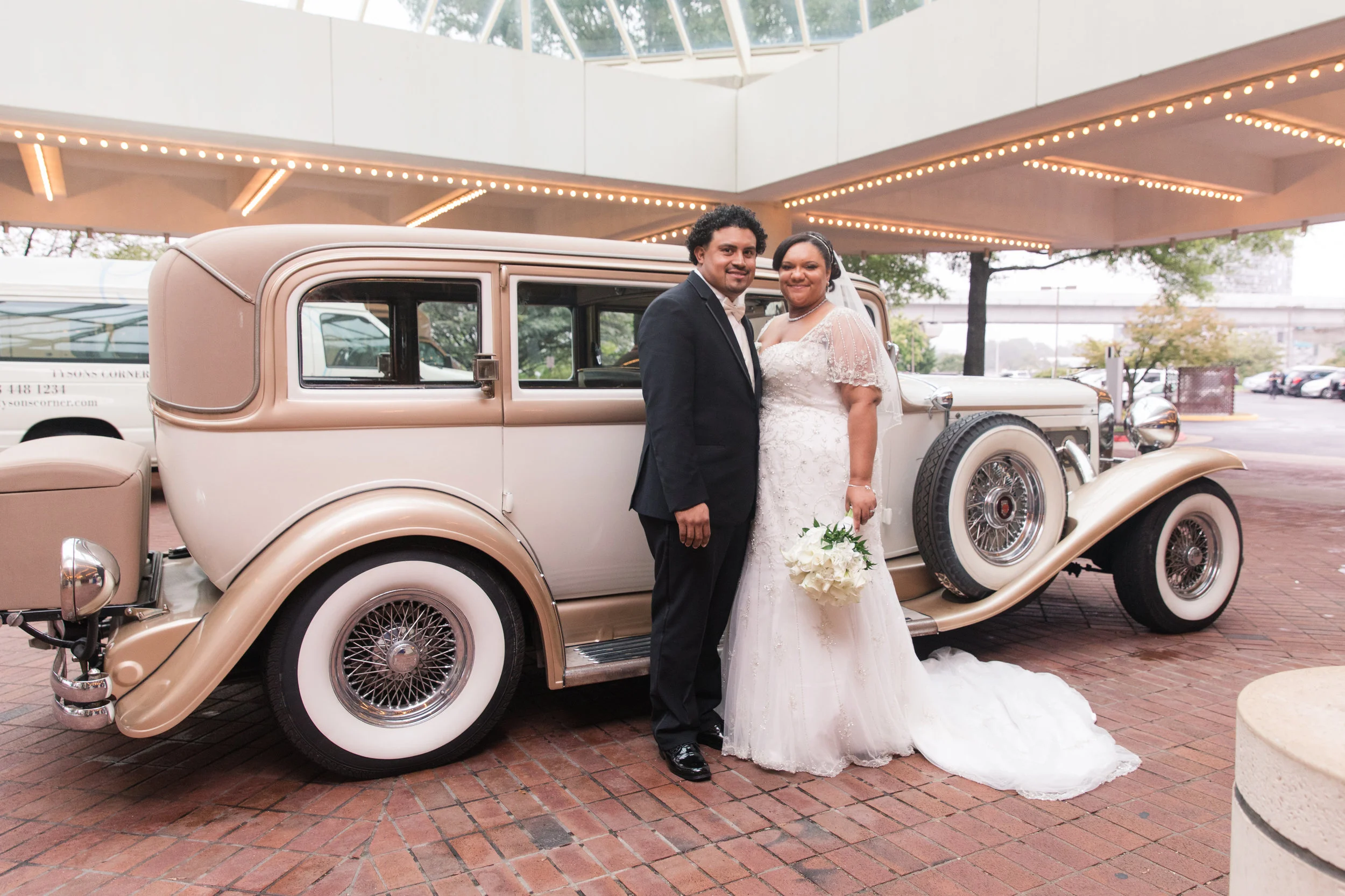 Northern Virginia Vintage Gatsby Themed Wedding Photography by Marirosa