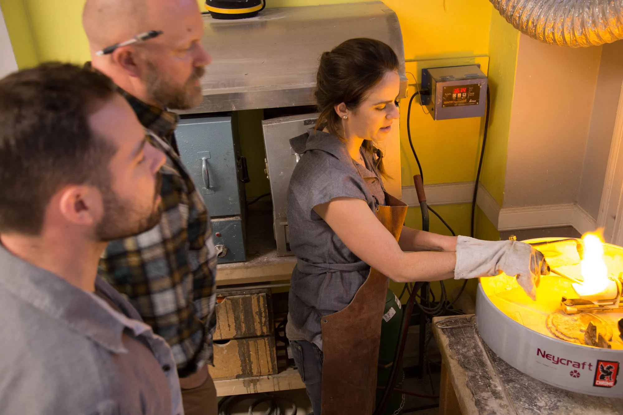 Kendra Renee is an Oakland, California metalsmith and jeweler who creates stunning ready to wear and custom pieces, including striking necklaces and earrings, as we as engagement rings and wedding bands