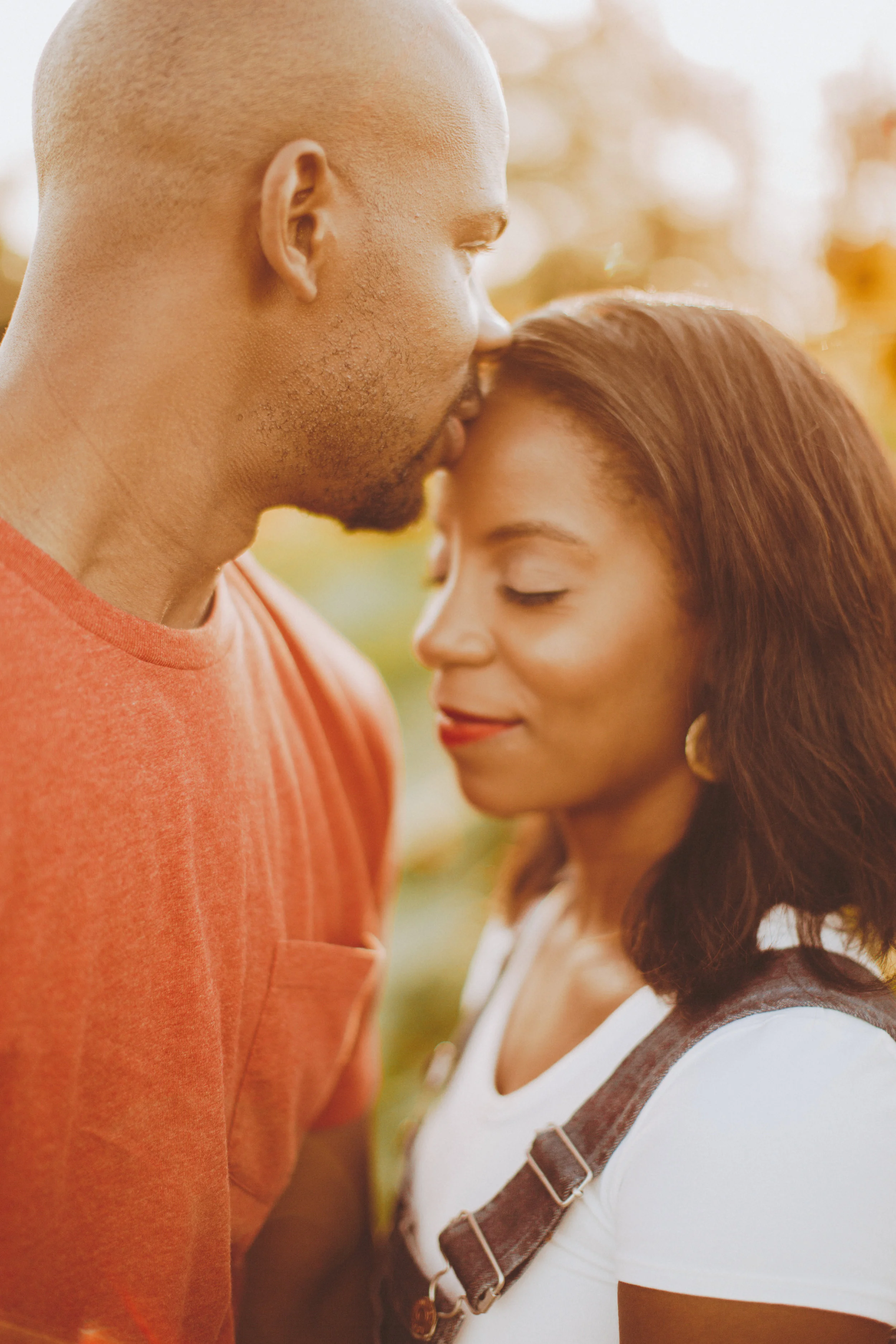 Nessa K sunflower engagement